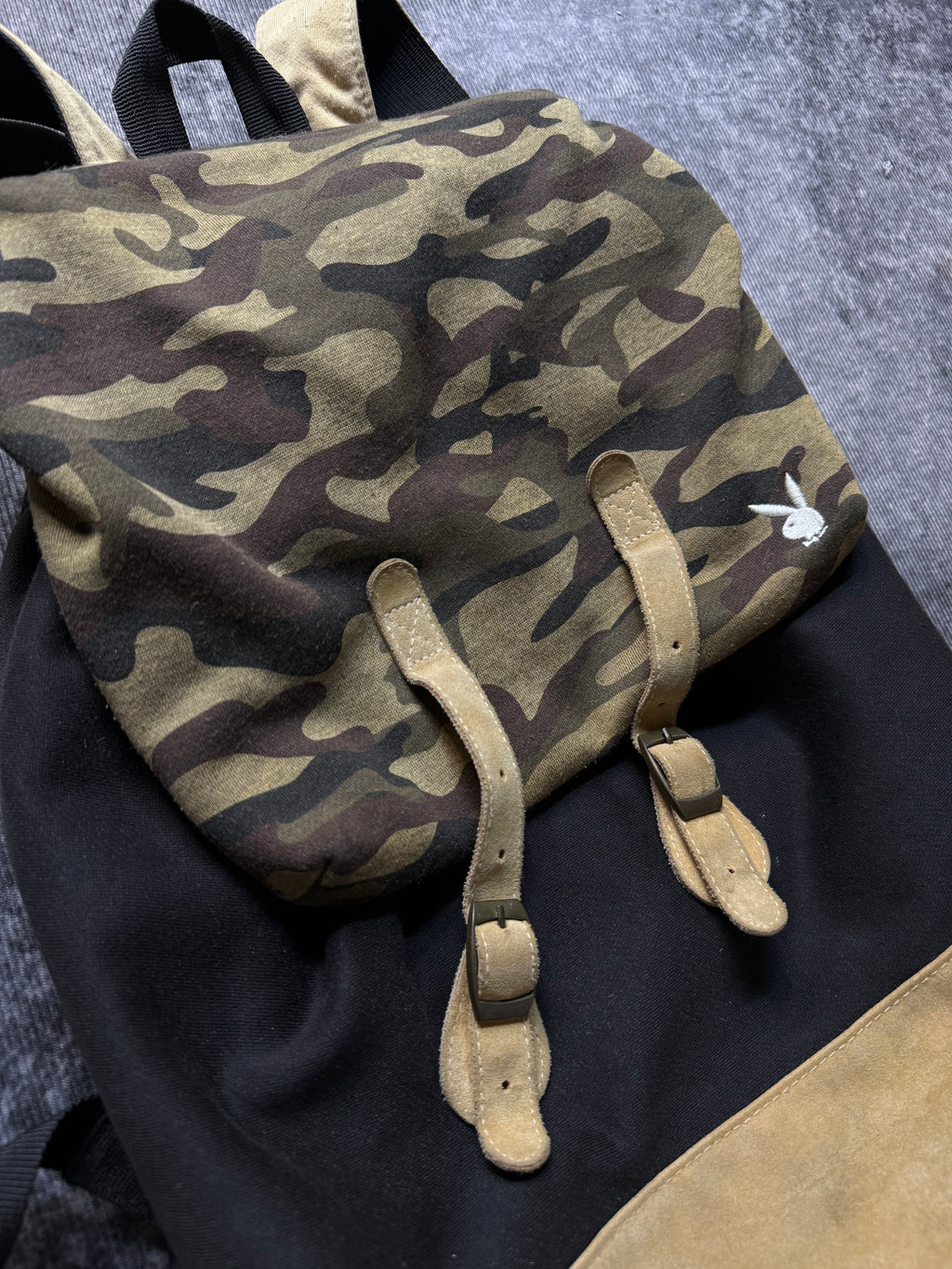 070826BAD2WEAR