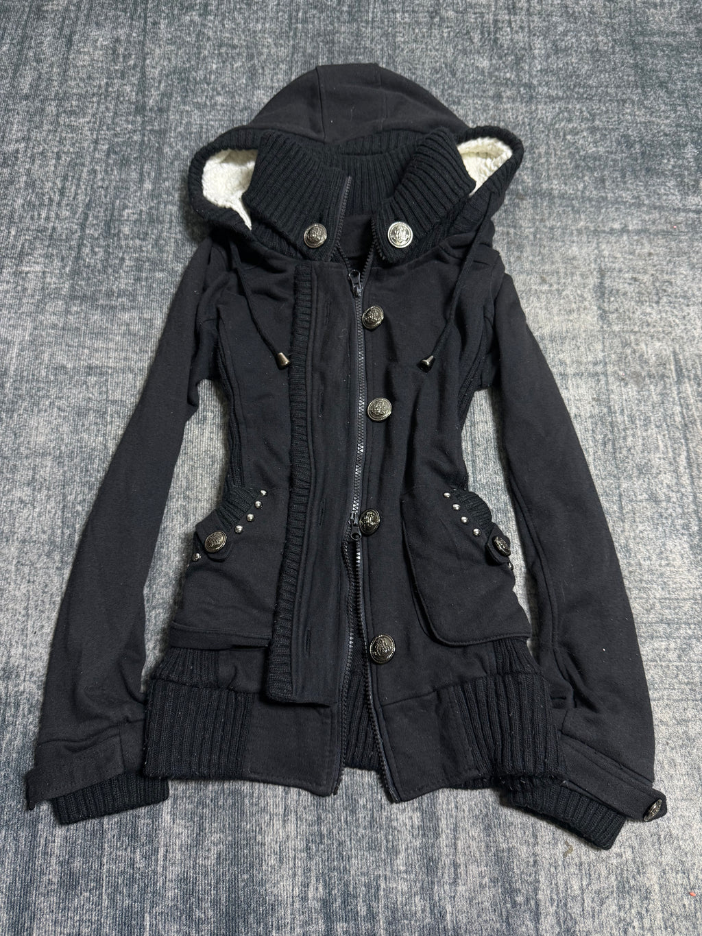 B2V- INGNI JACKET༒