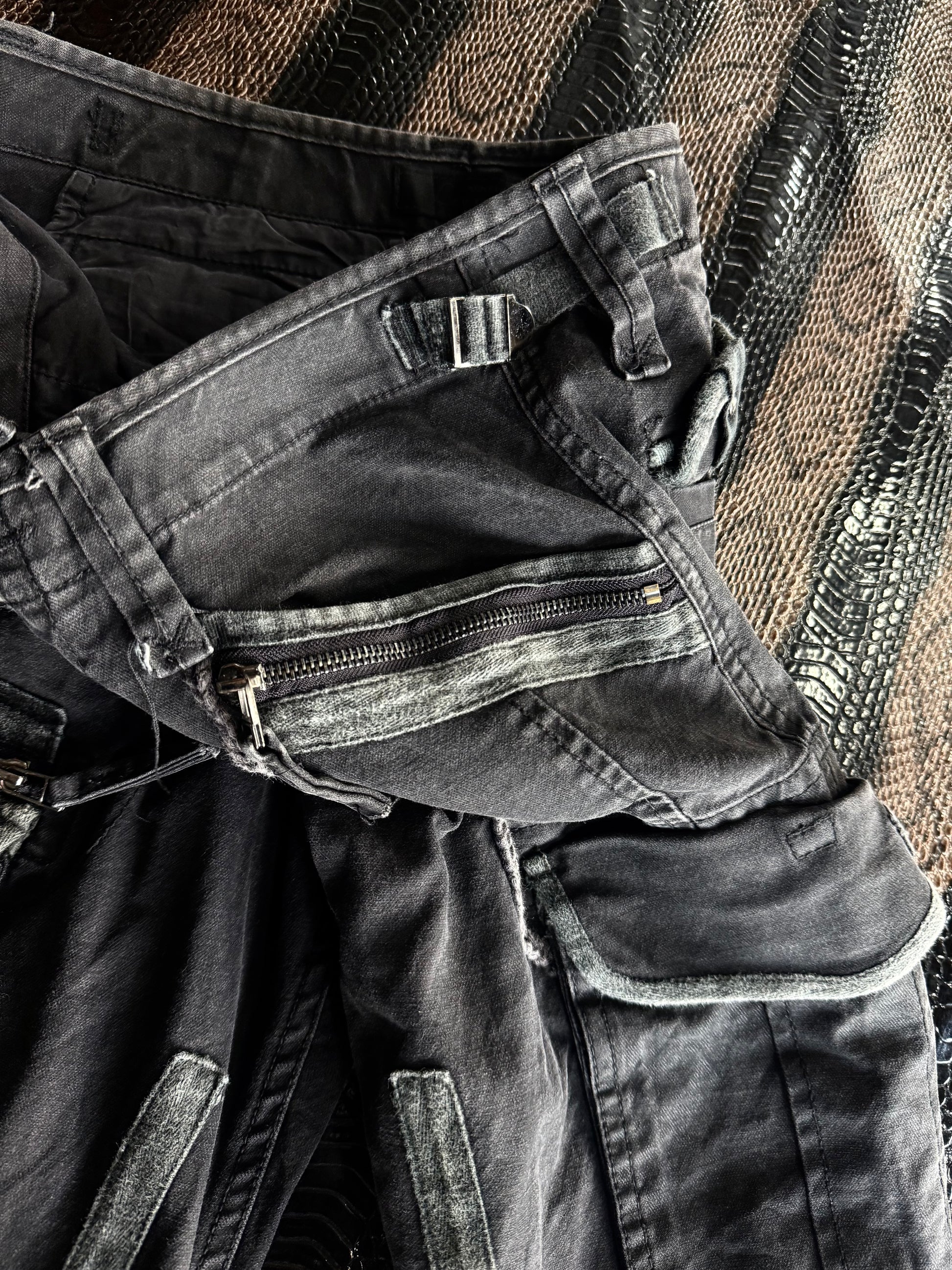 490626BAD2WEAR