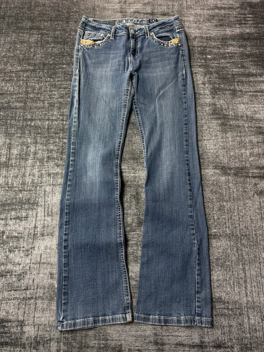400926BAD2WEAR