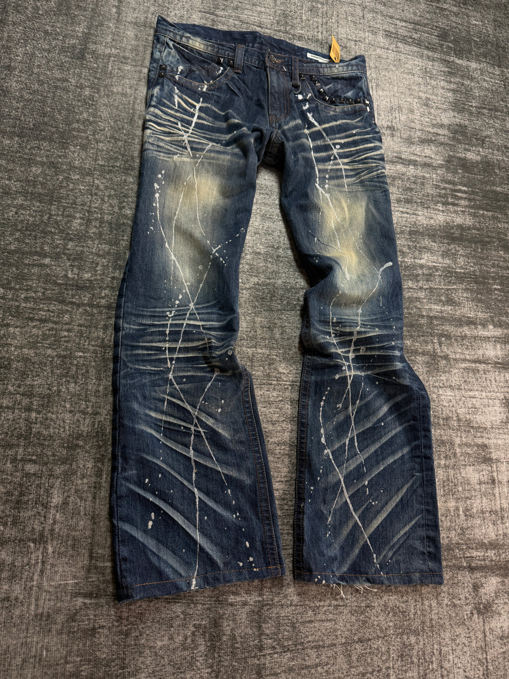 1940626BAD2WEAR