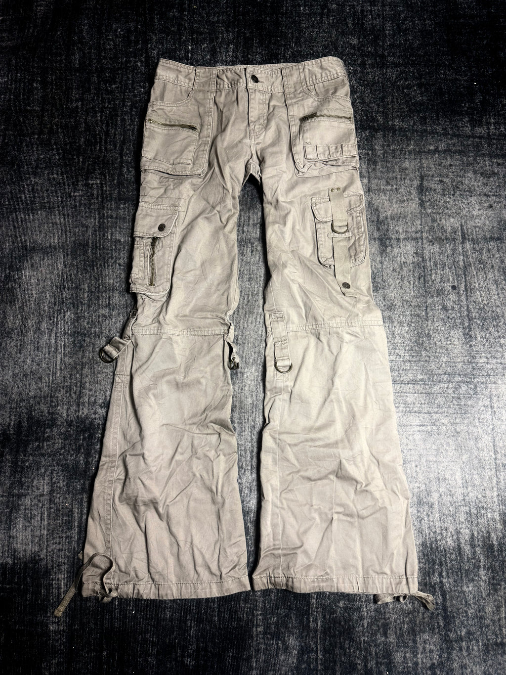 B2V- ROTE ROSE CARGO༒