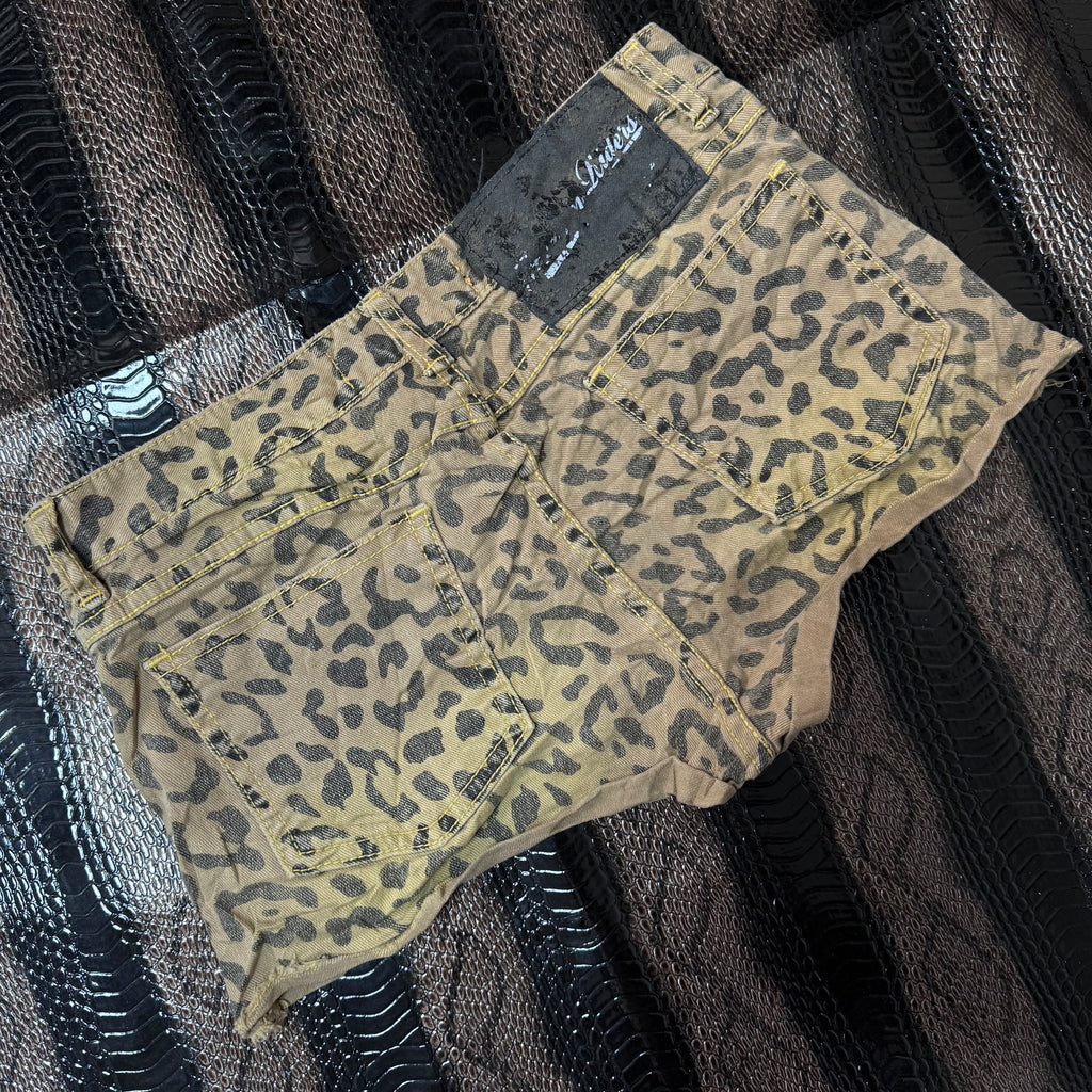 B2V SUMMER SHORTS 08 ༒