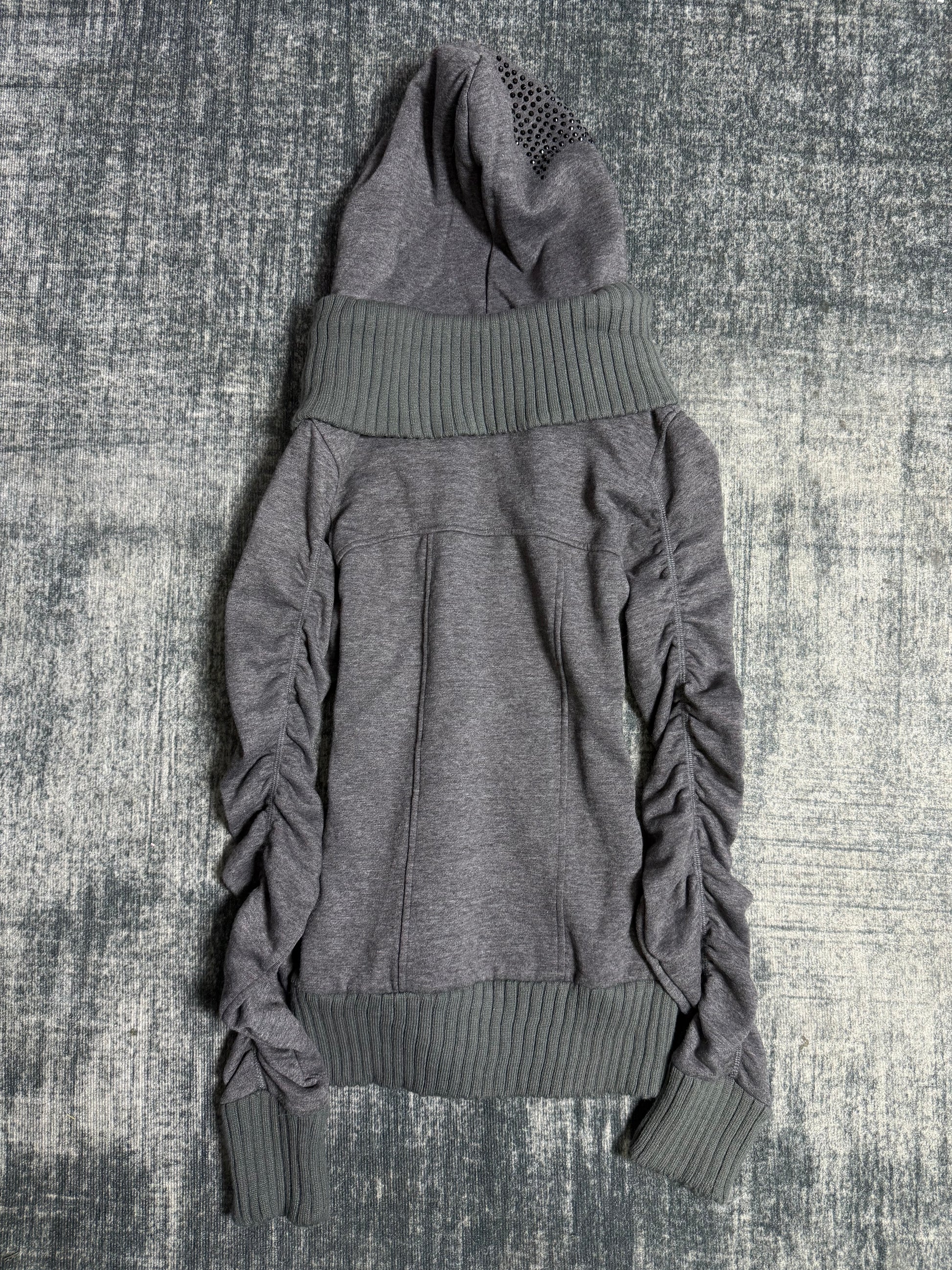 B2V-CHU XXX HOODIE ༒