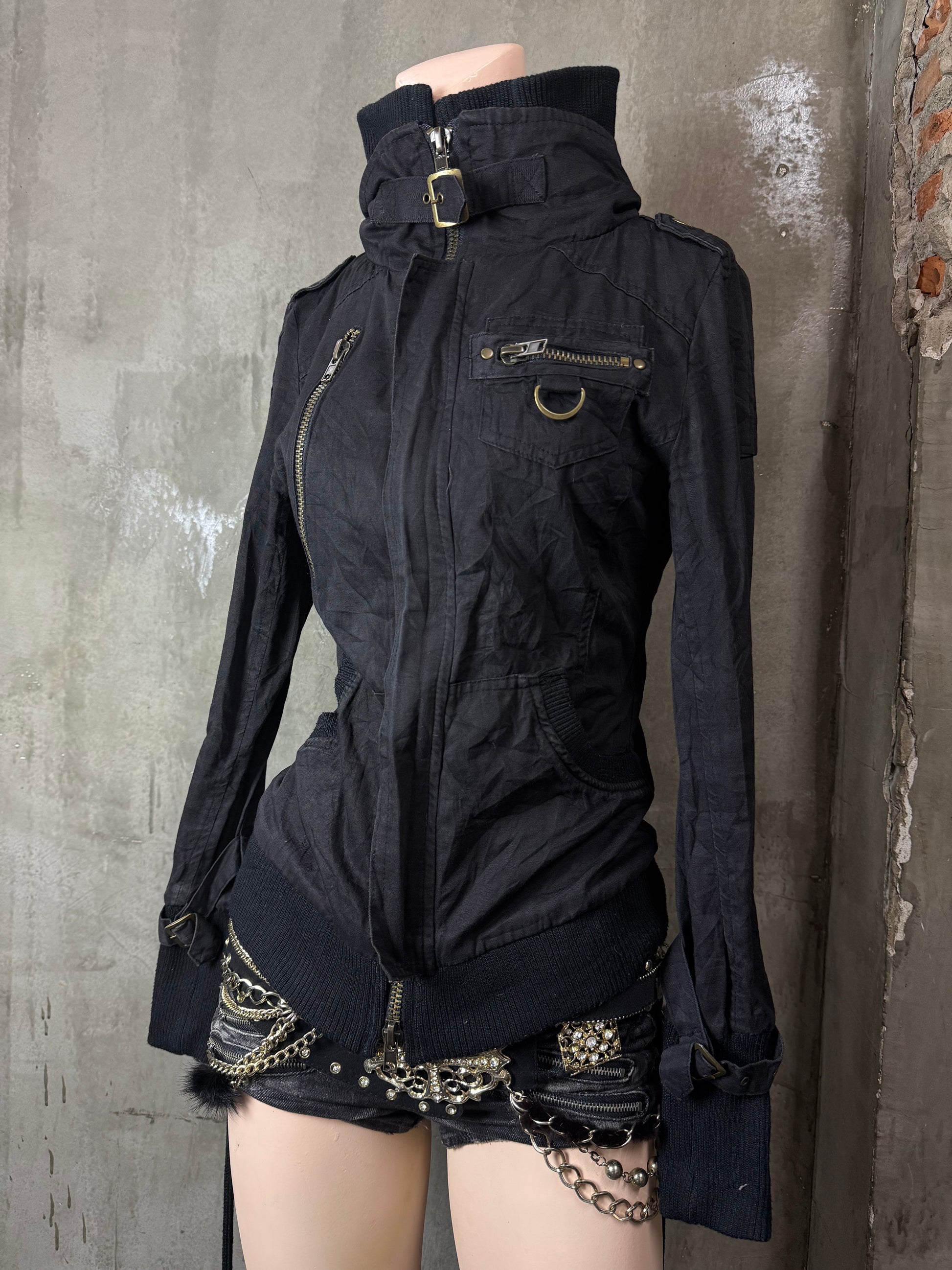 680826BAD2WEAR