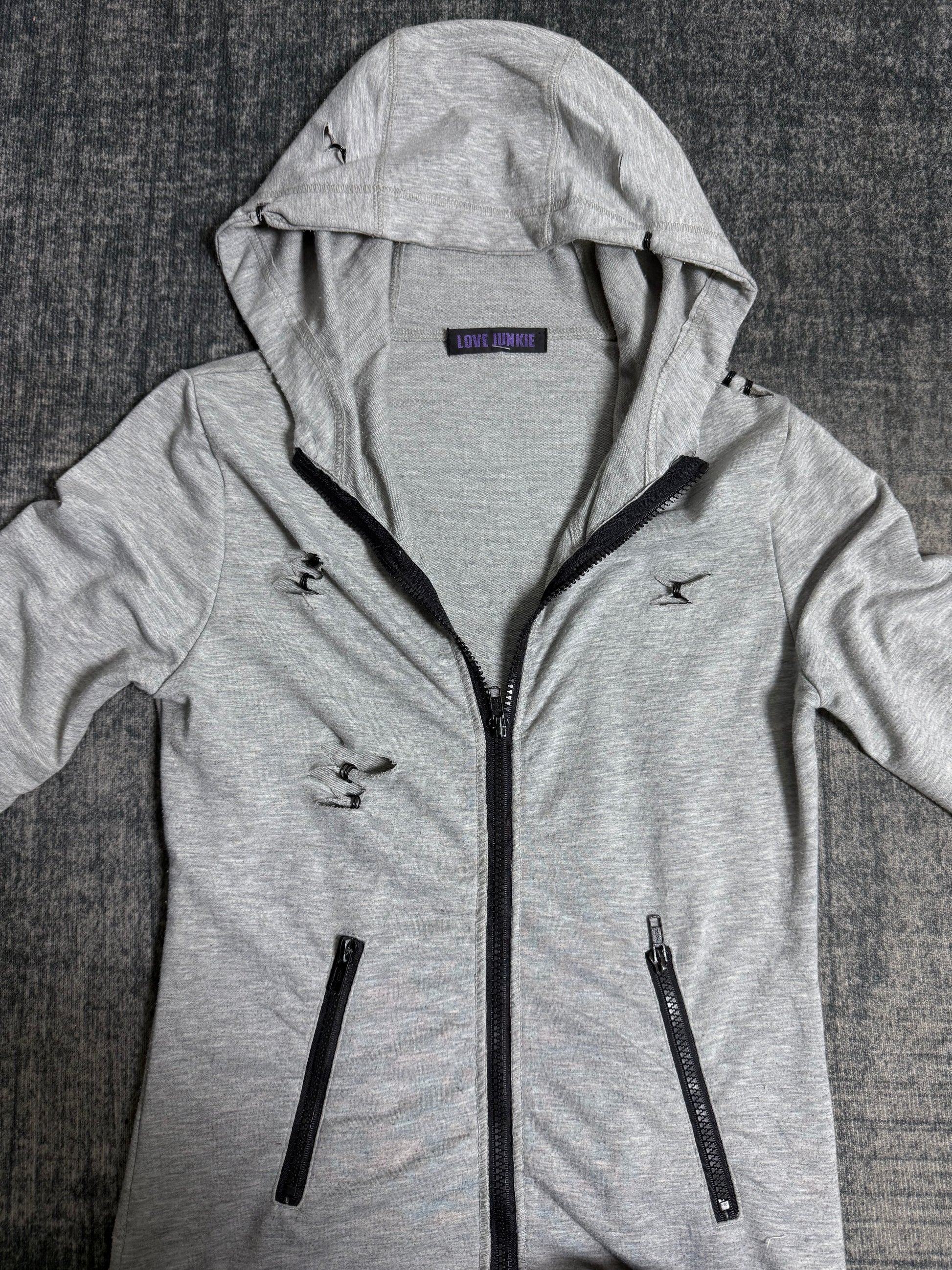 B2V-LOVE JUNKIE༒ 67$