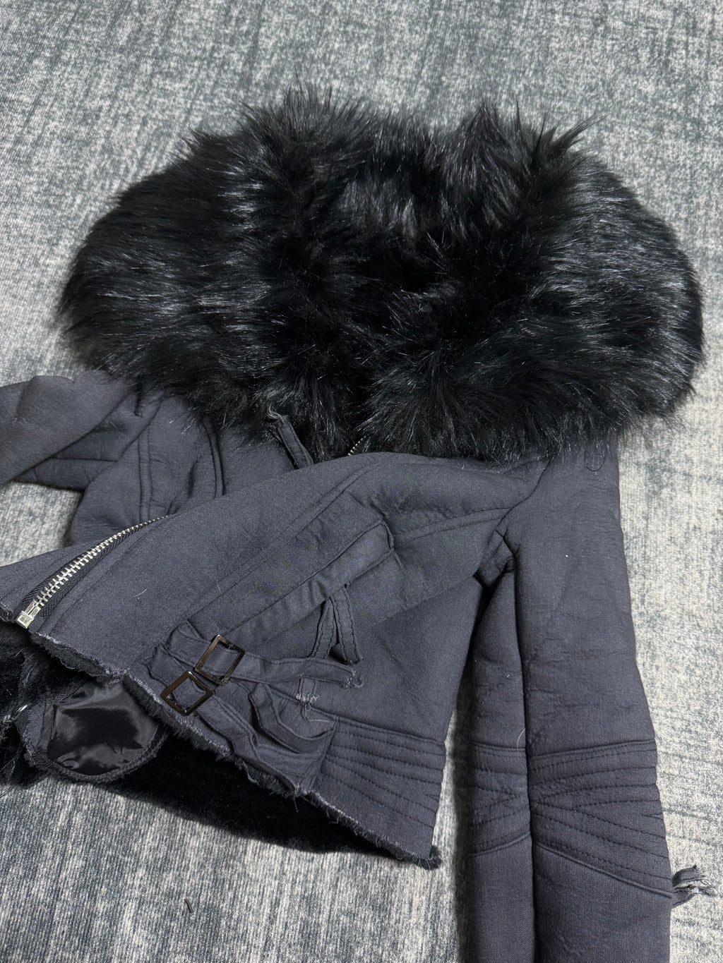 B2V-MONEY SHOP JACKET༒  
* Rare *