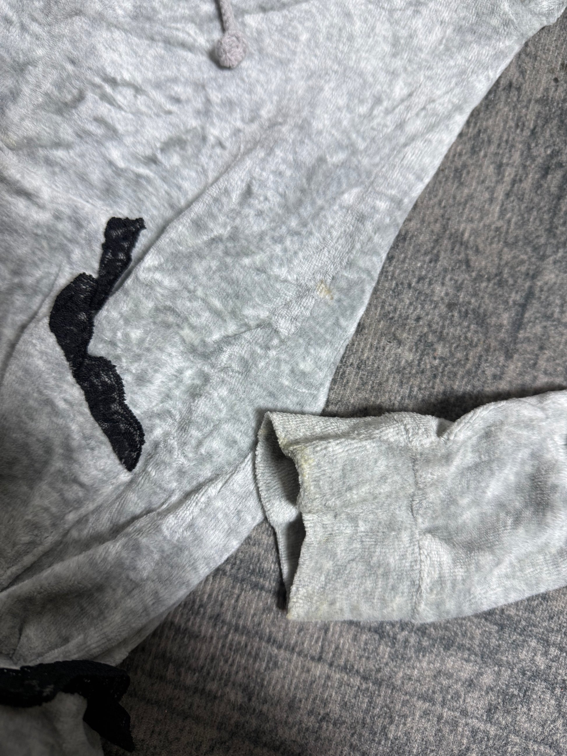 B2V-AIMERFEEL HOODIE ༒