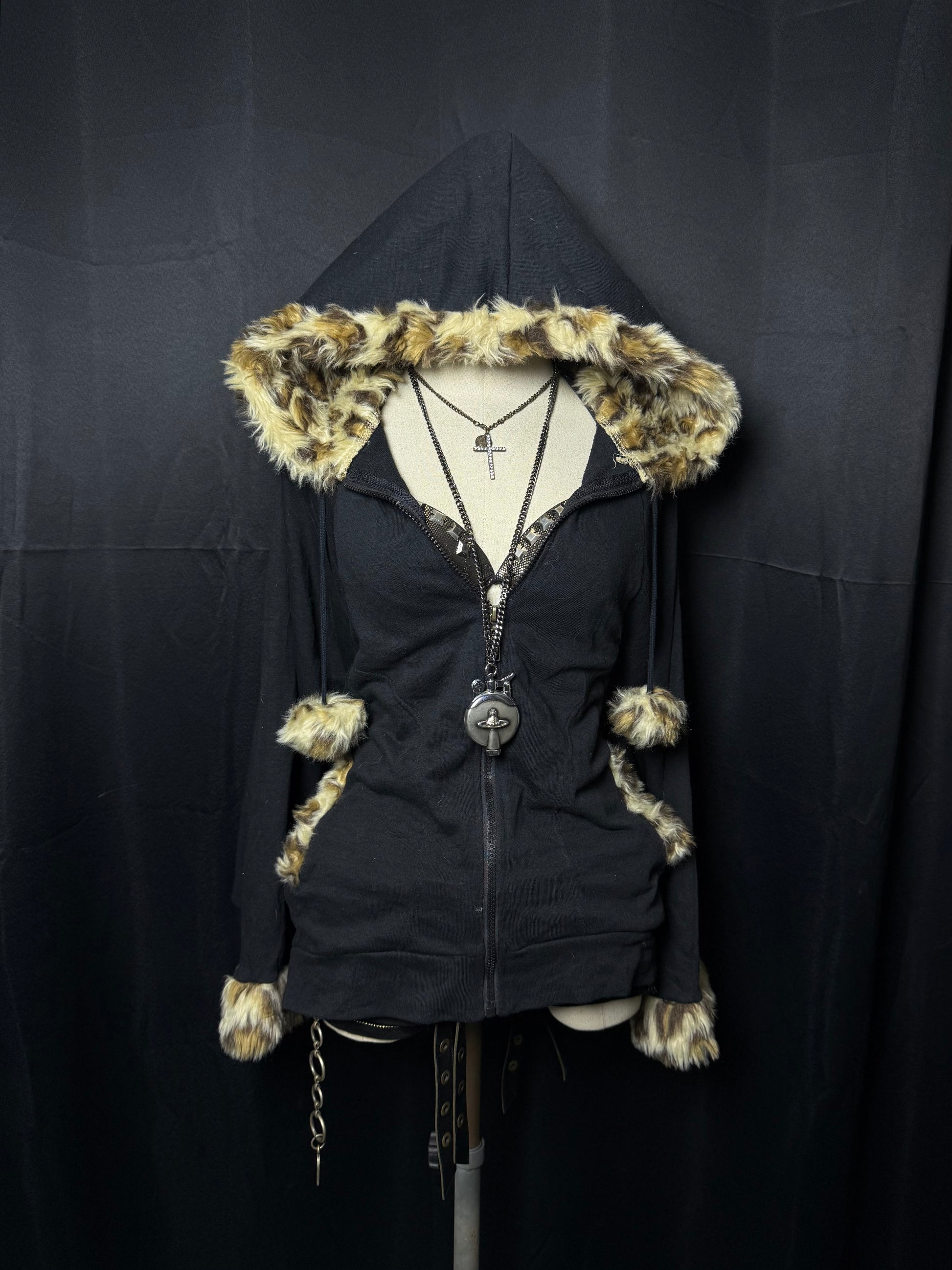 B2V-SUGAR BABE HOODIE༒