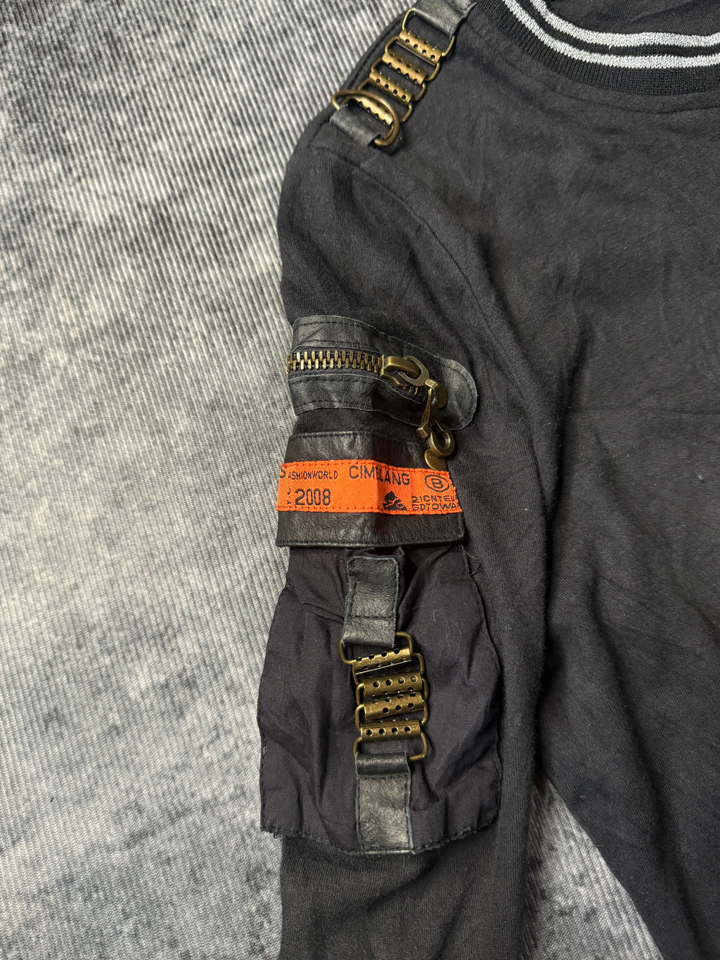 720726BAD2WEAR