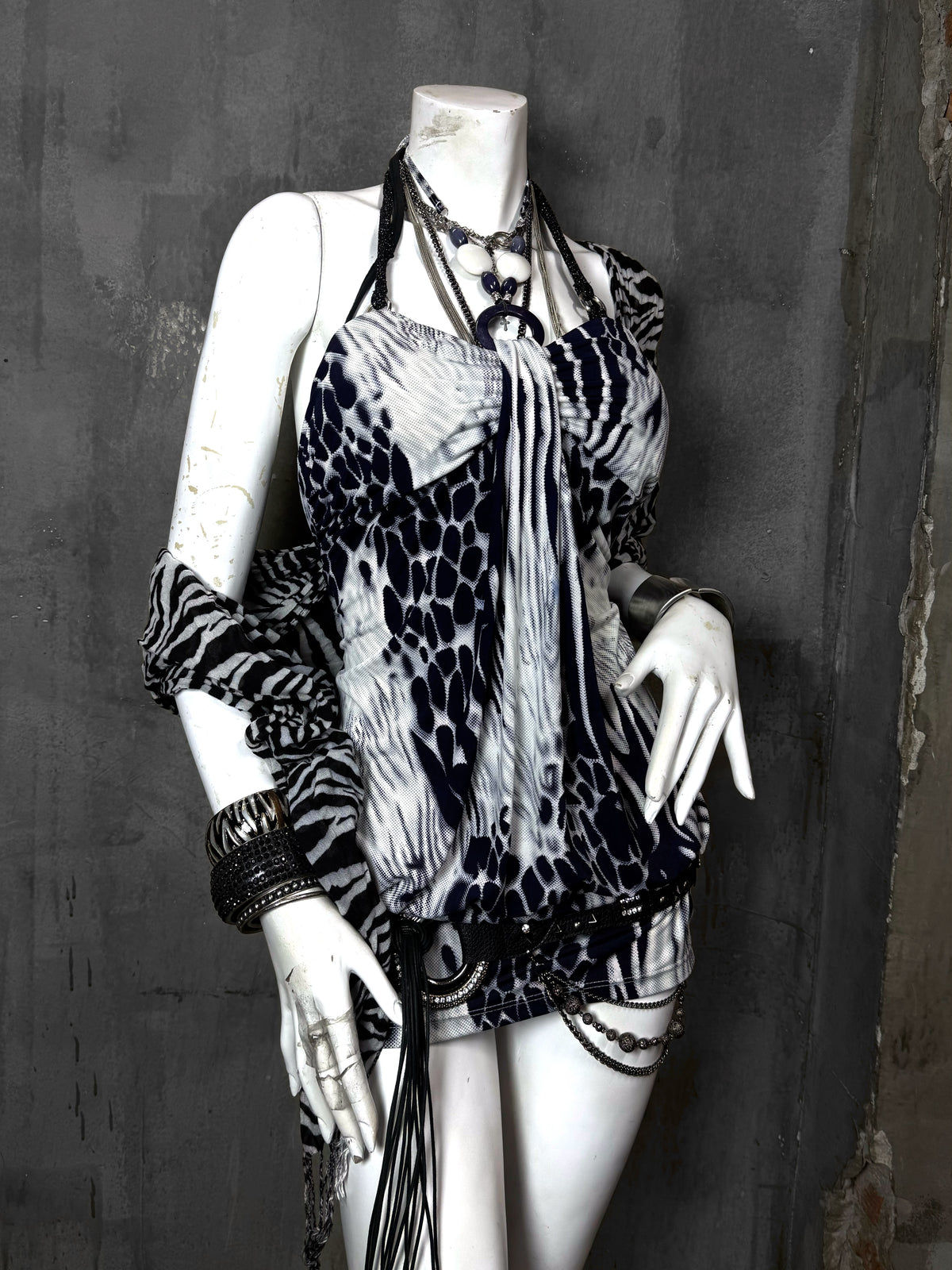 280926BAD2WEAR