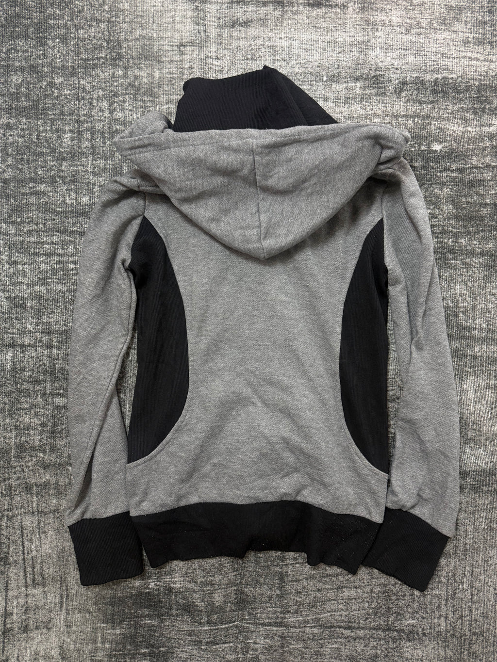 VANITY GRAY ZIP UP HOODIE ༒