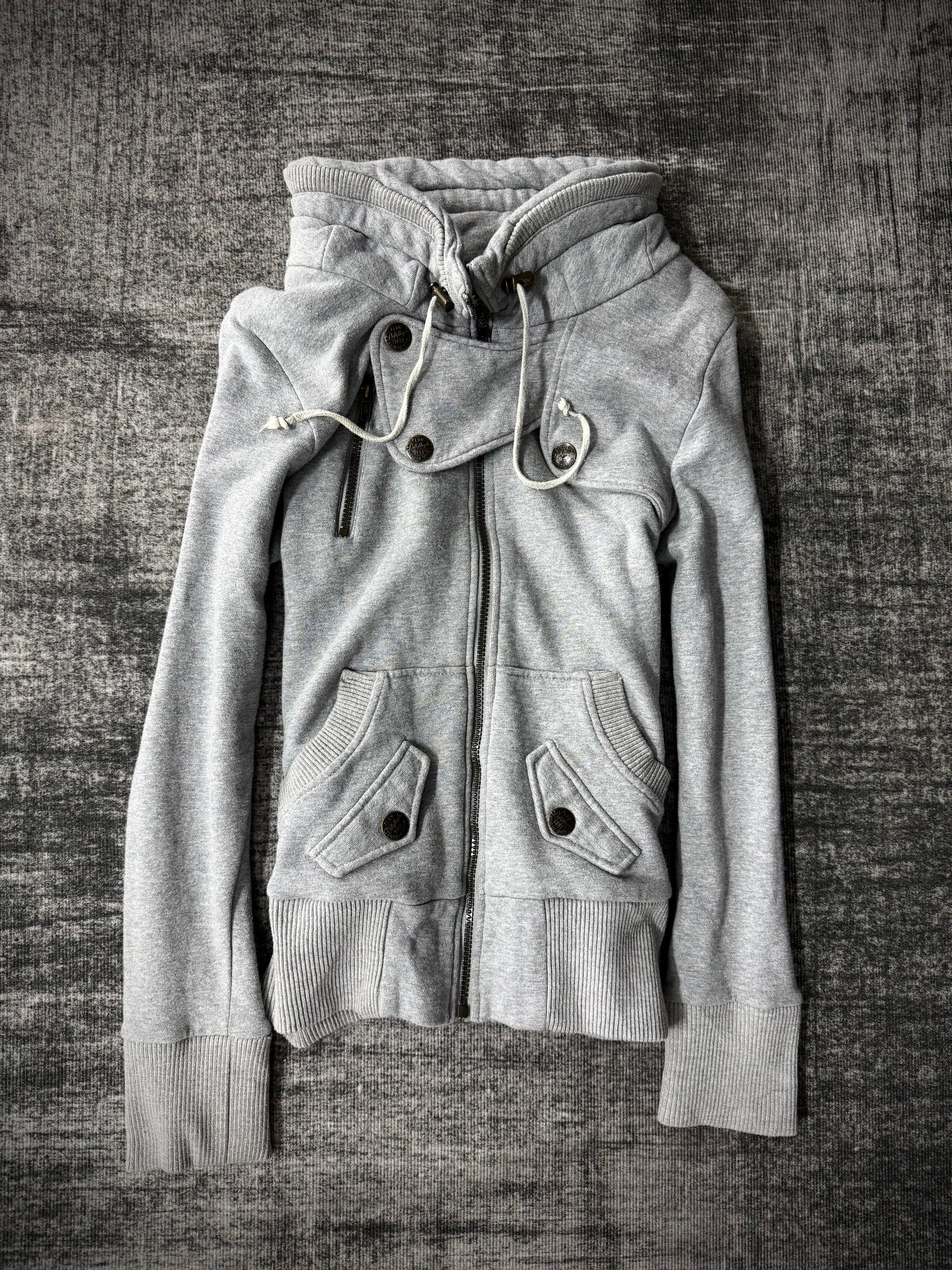 560826BAD2WEAR