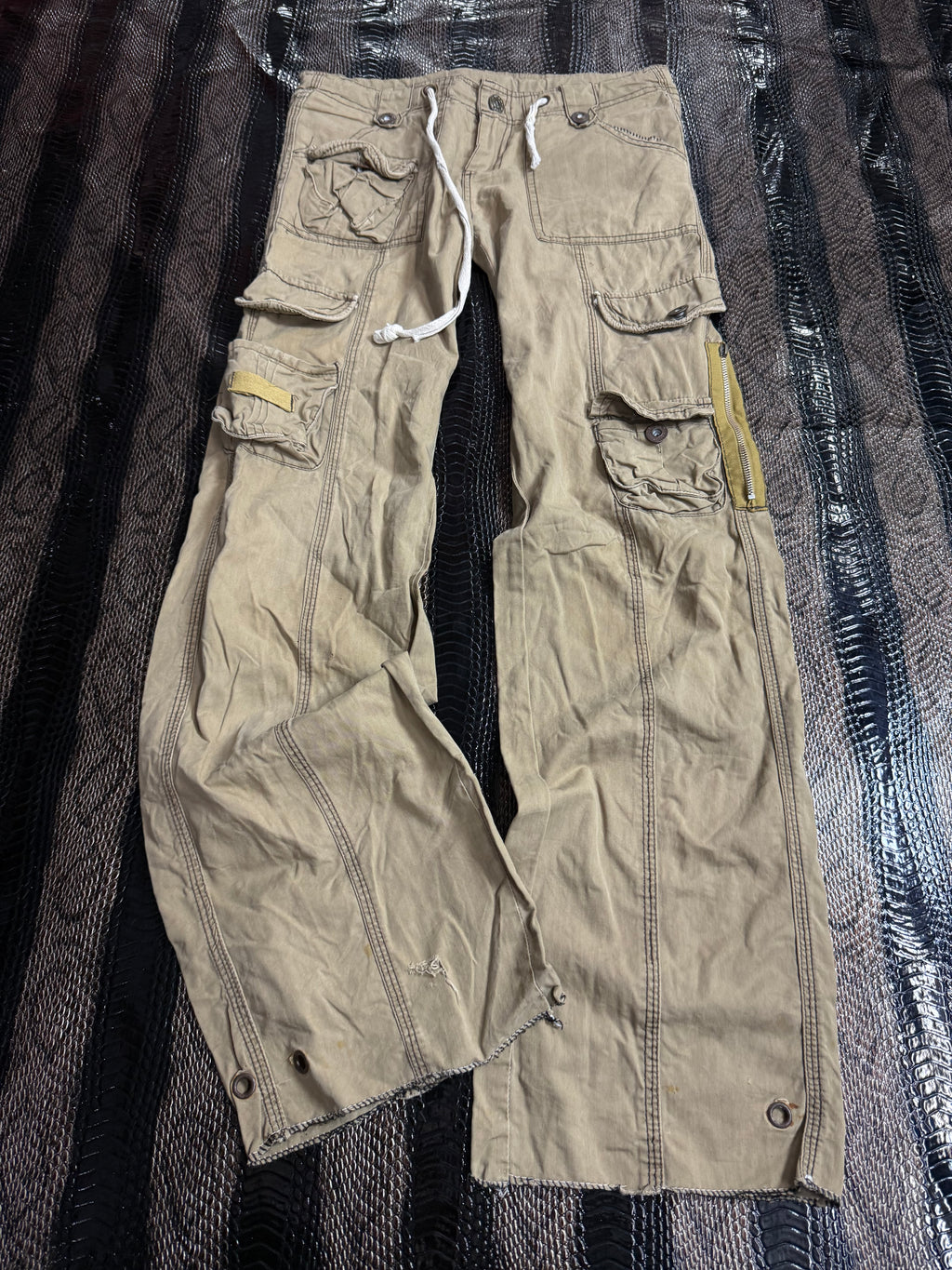 320626BAD2WEAR