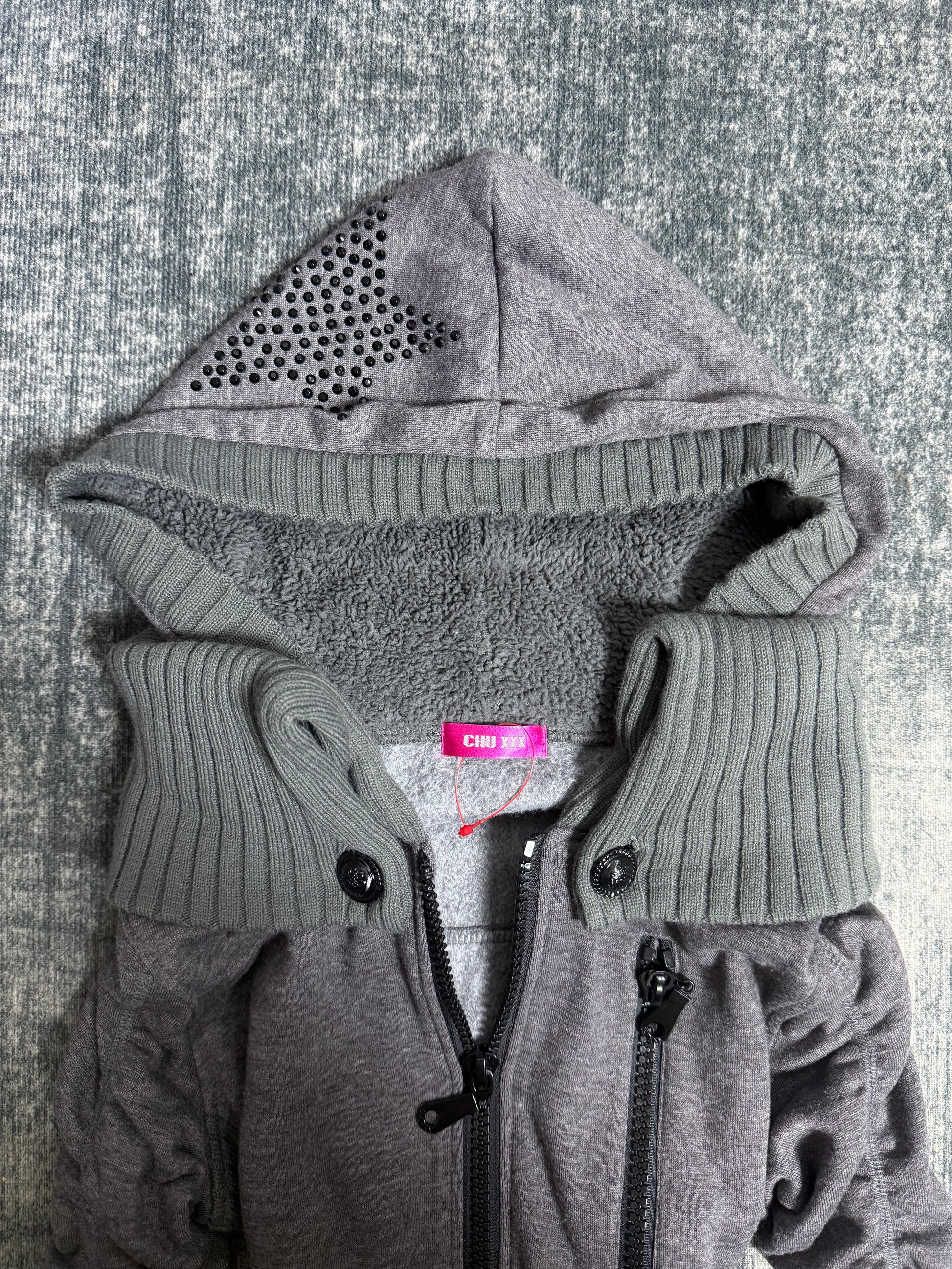 B2V-CHU XXX HOODIE ༒