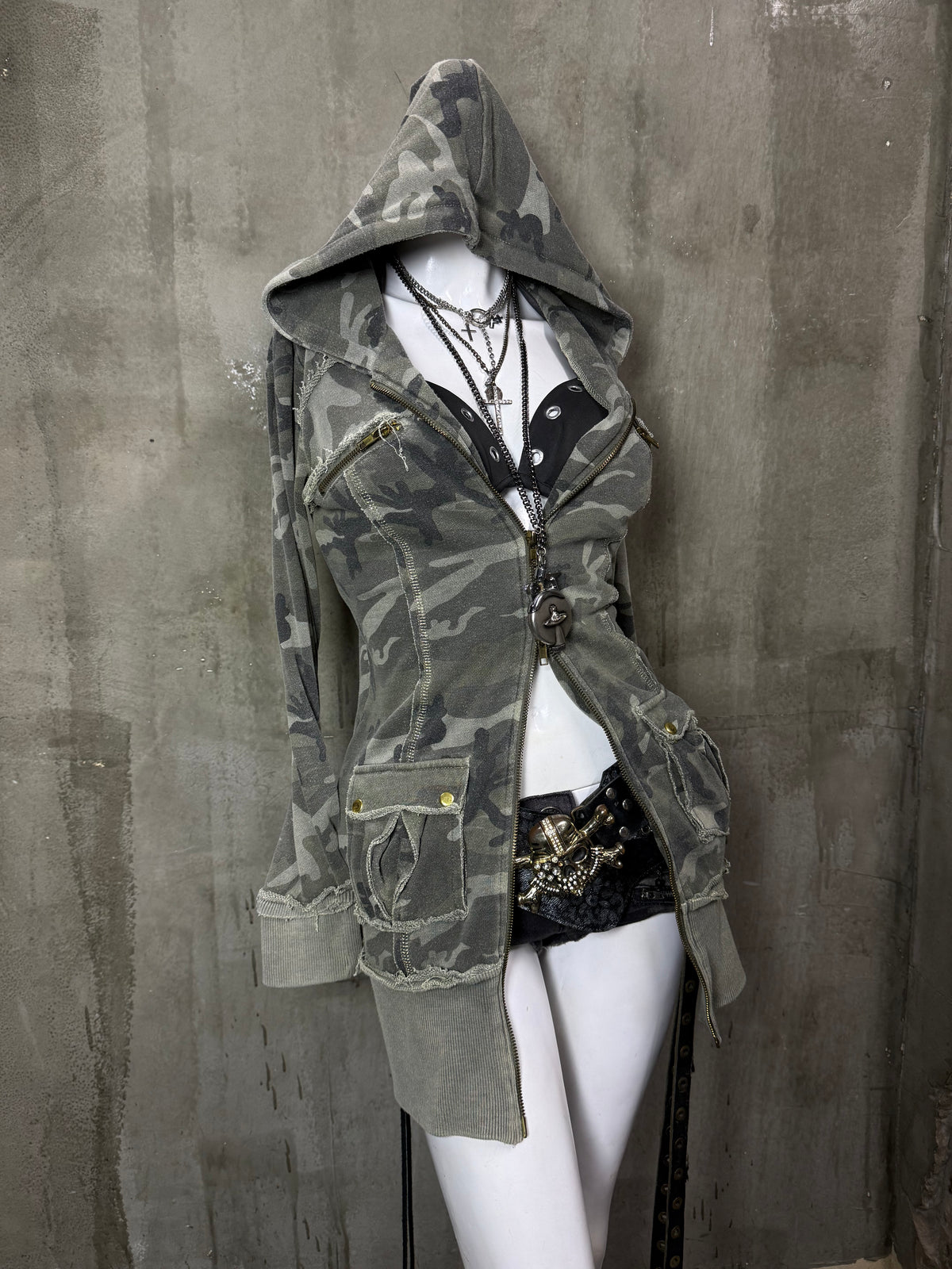 2300926BAD2WEAR
