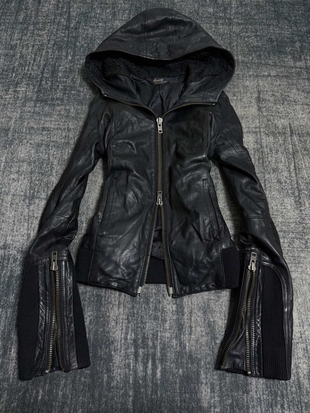 B2V- MOSSY༒  
*RARE*