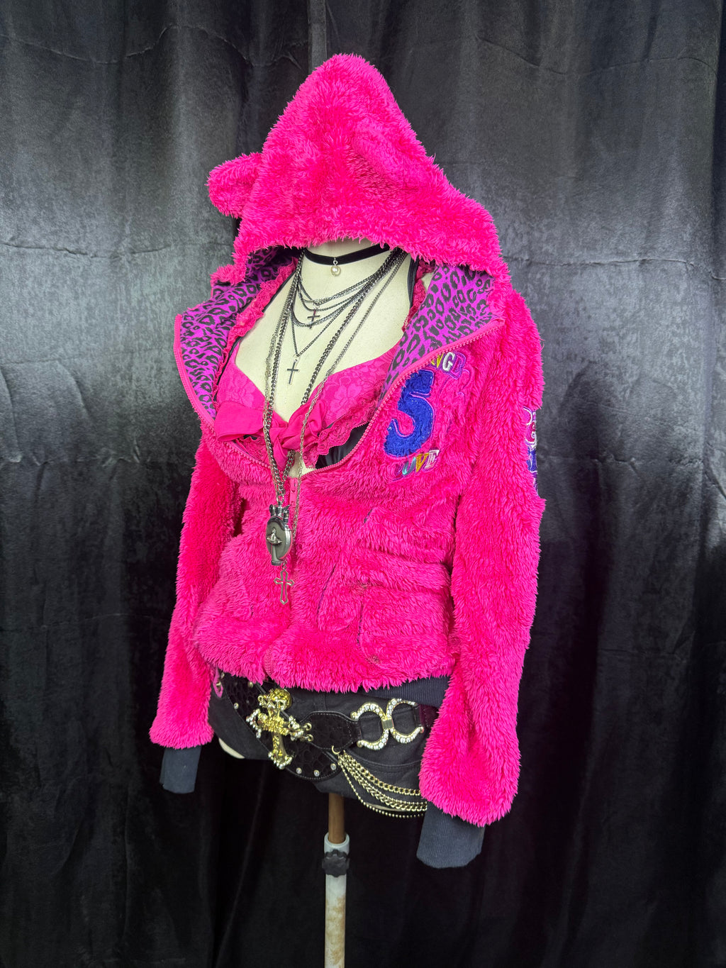 1011026BAD2WEAR