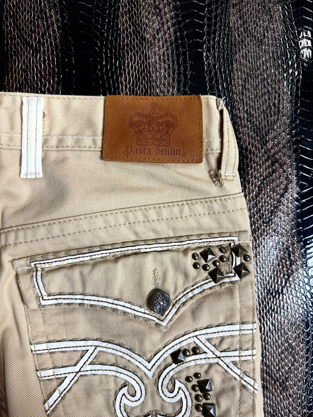 680626BAD2WEAR