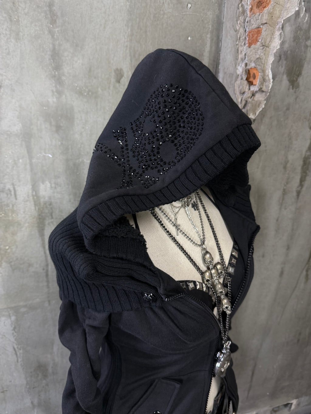 2120926BAD2WEAR