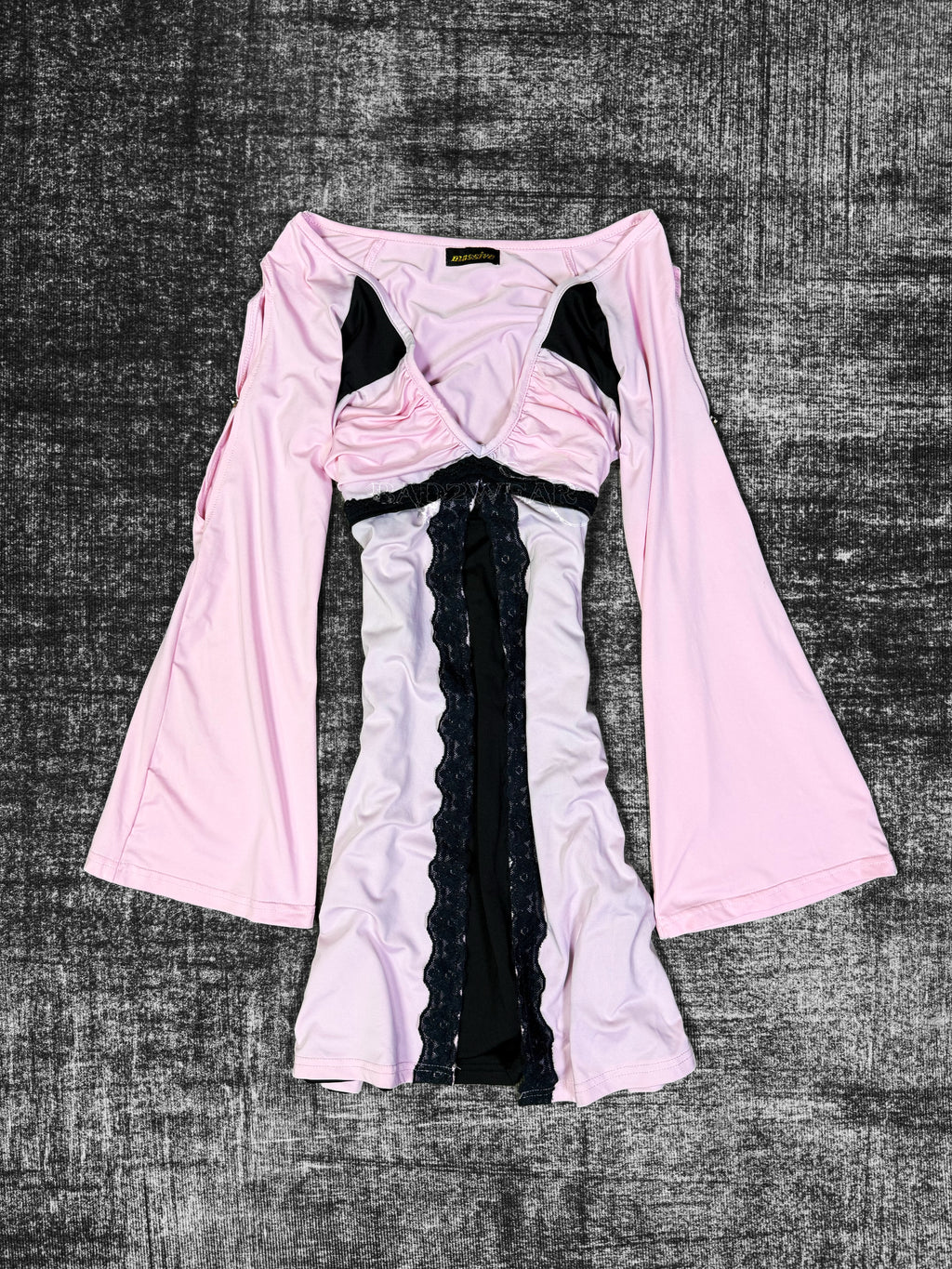 1101026BAD2WEAR