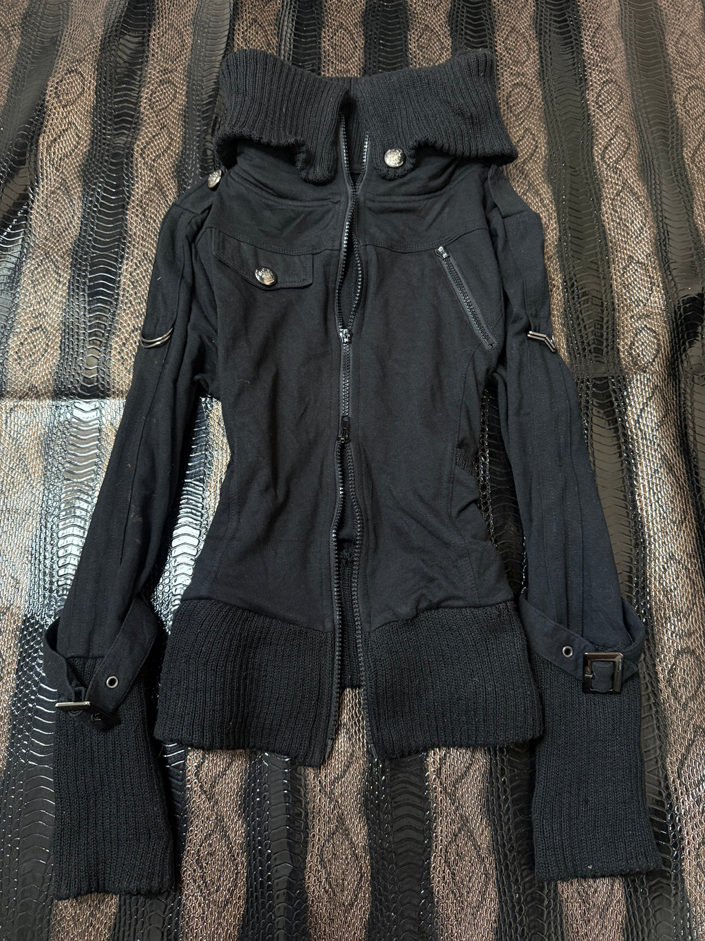 B2V CLUMZY JACKETS11 ༒