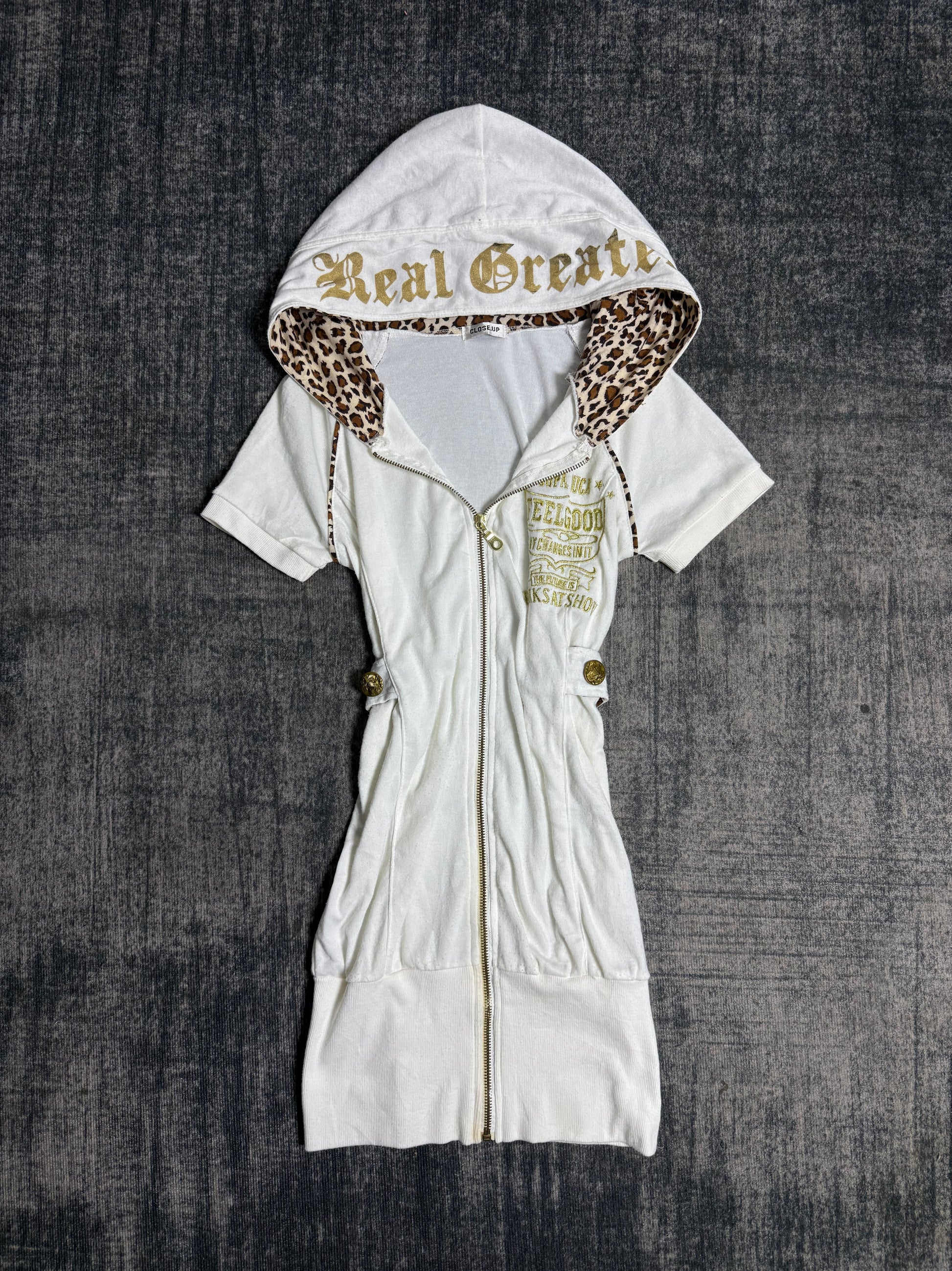 B2V-CLOSEUP HOOIDE༒