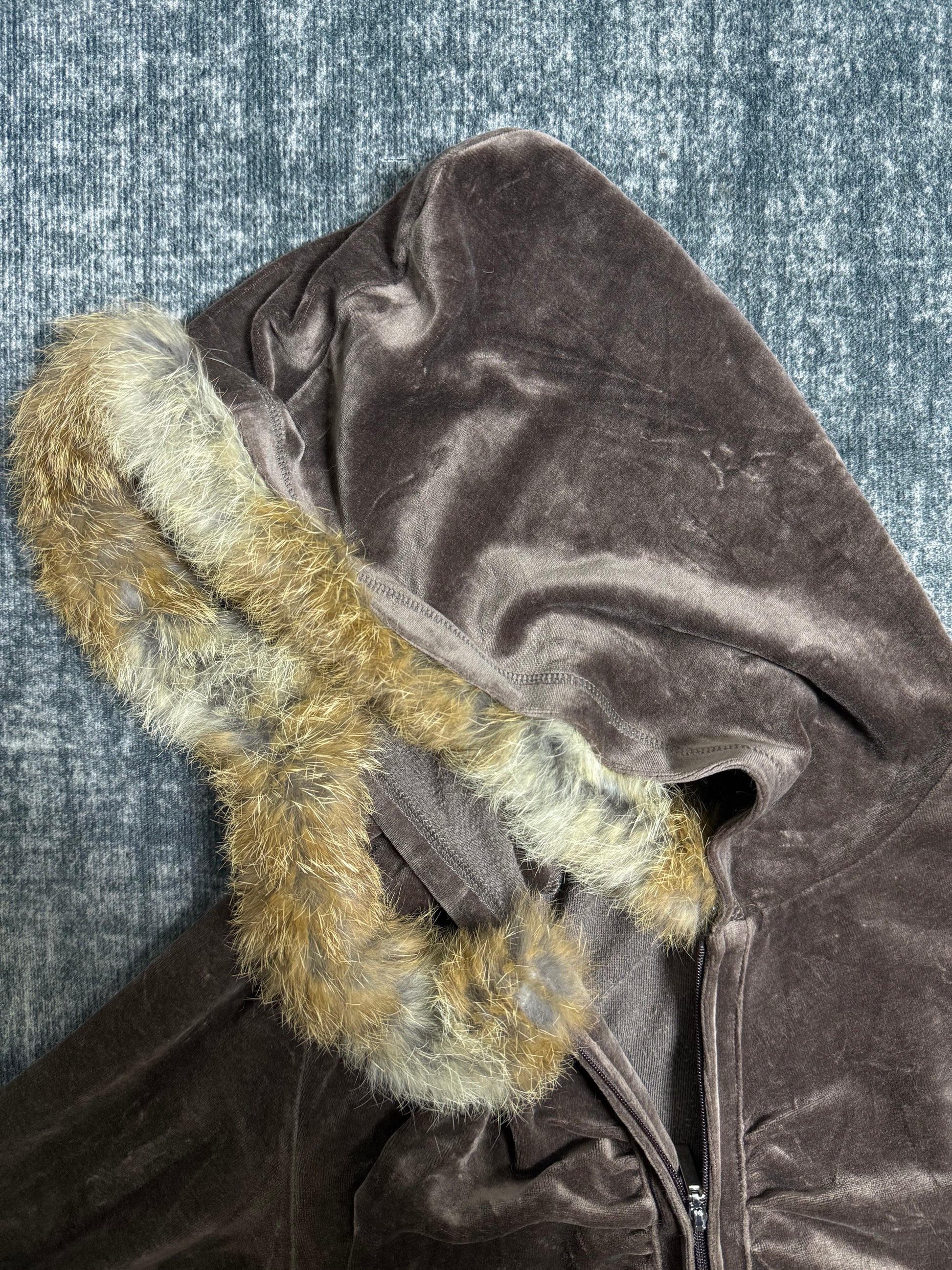 B2V-ANYSIS HOODIE ༒