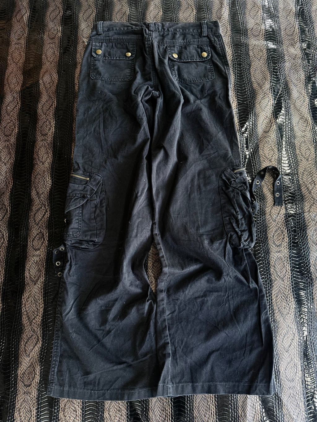 430626BAD2WEAR