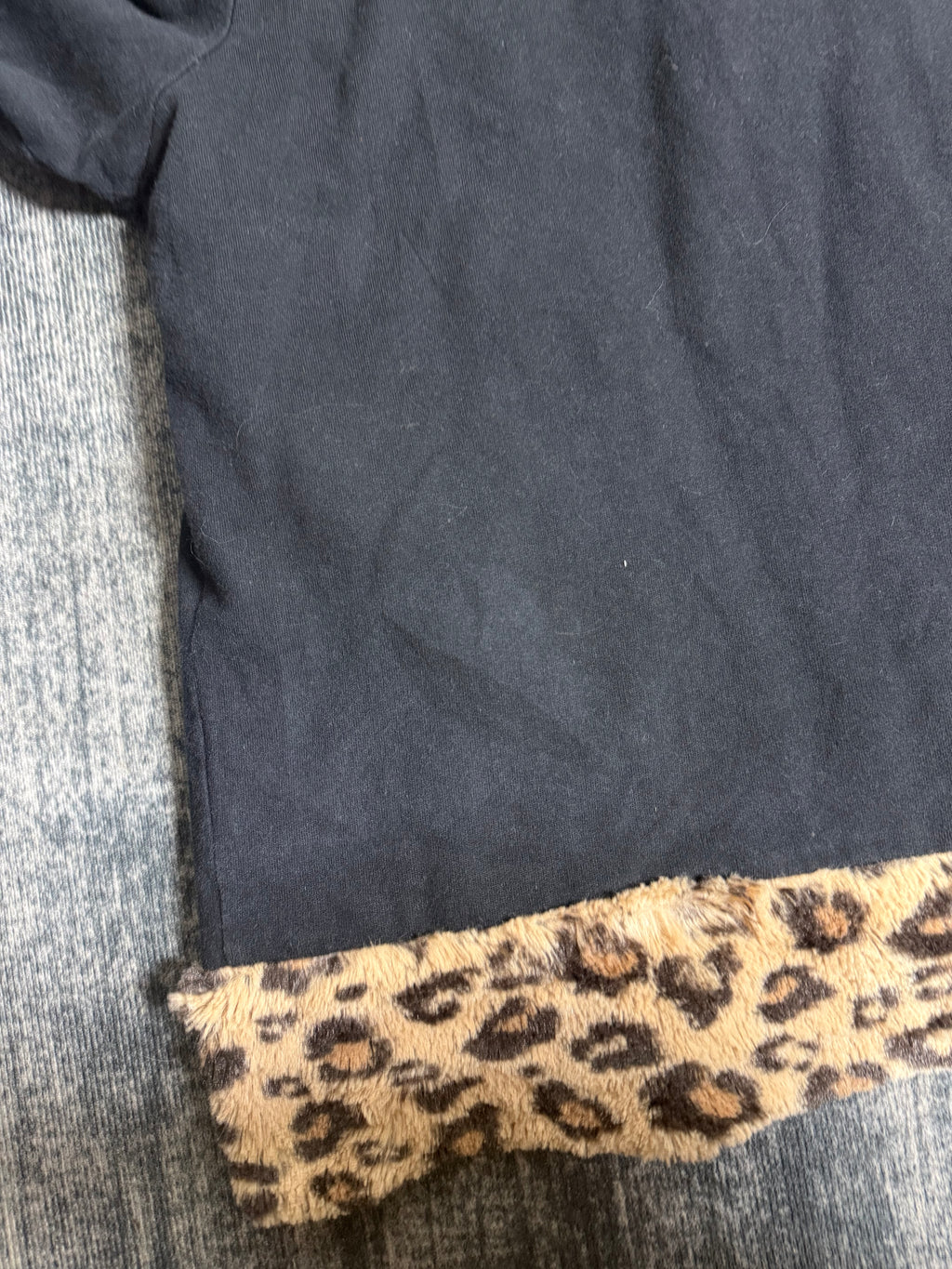 B2V-AIMERFEEL HOODIE༒