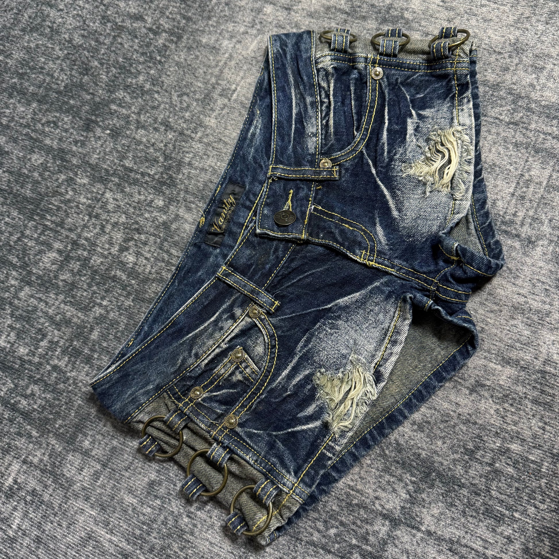 B2V- VANILY SHORT༒