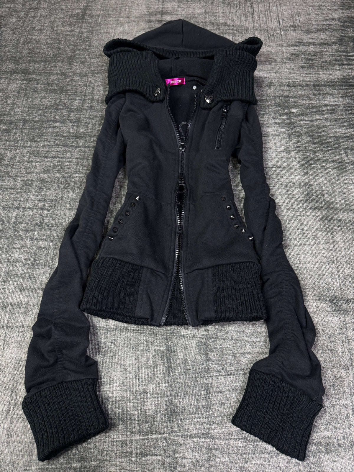 2110926BAD2WEAR