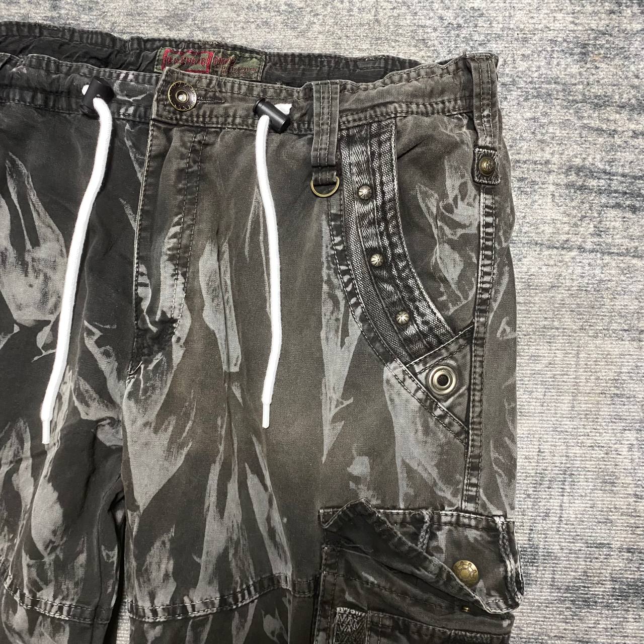 ༒Very cool Cargo Pant😭