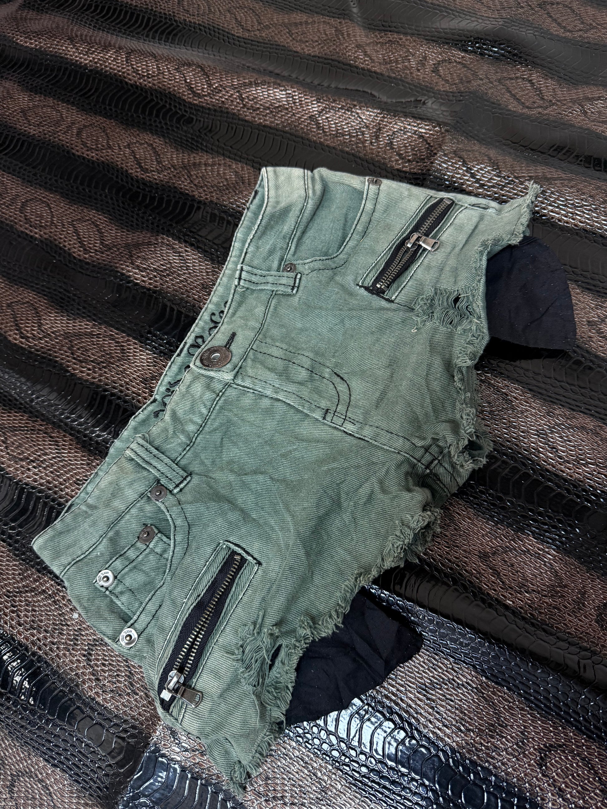 B2V SUMMER SHORTS 01༒