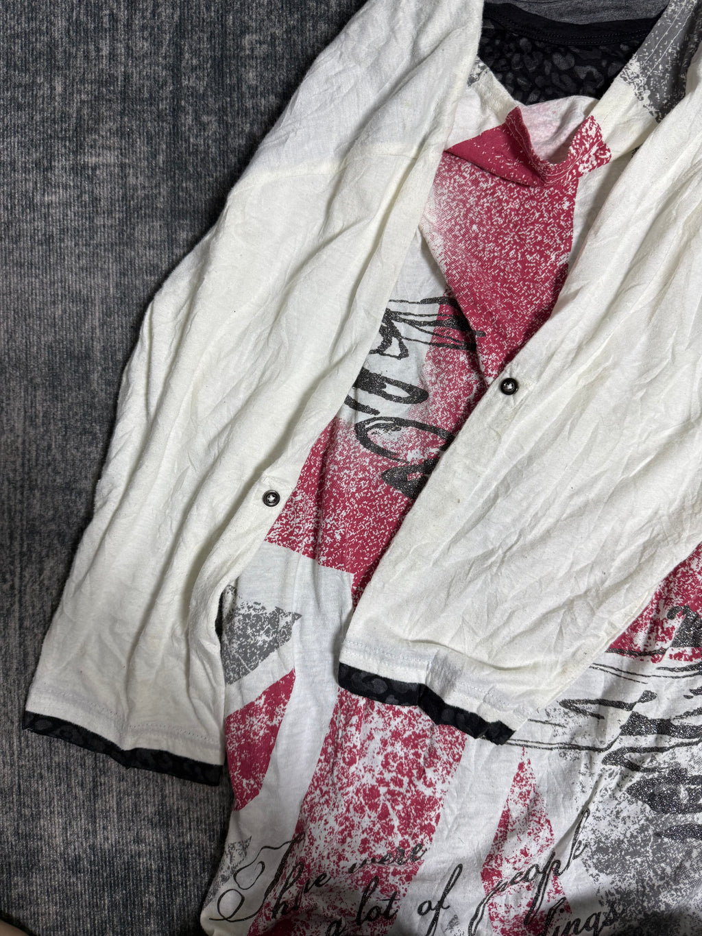 B2V- CLASH AHEAD SHIRT༒