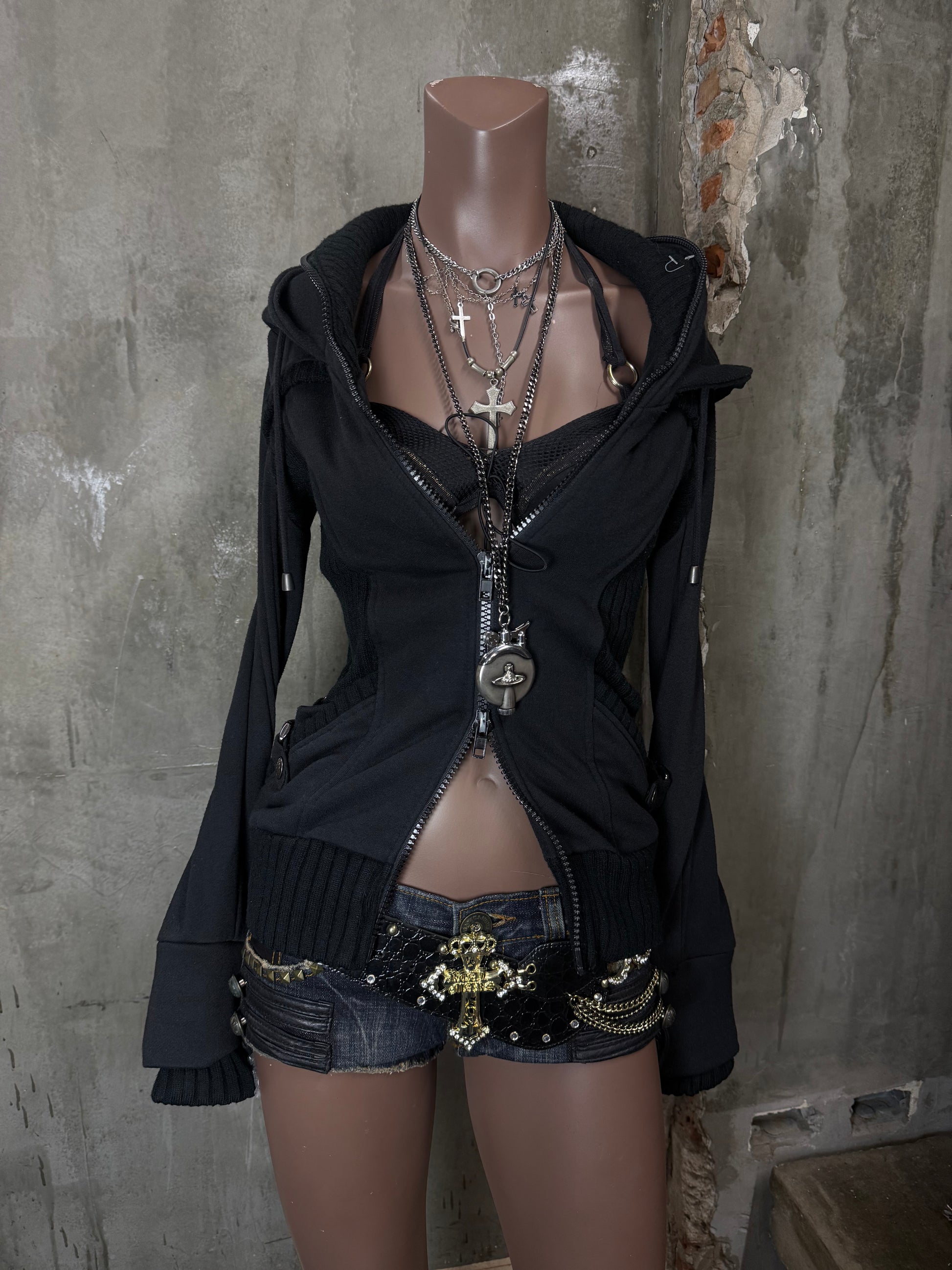 770826BAD2WEAR
