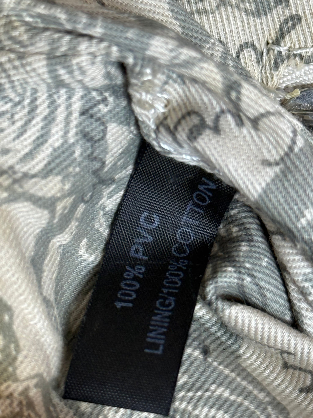 GUESS HAND BAG