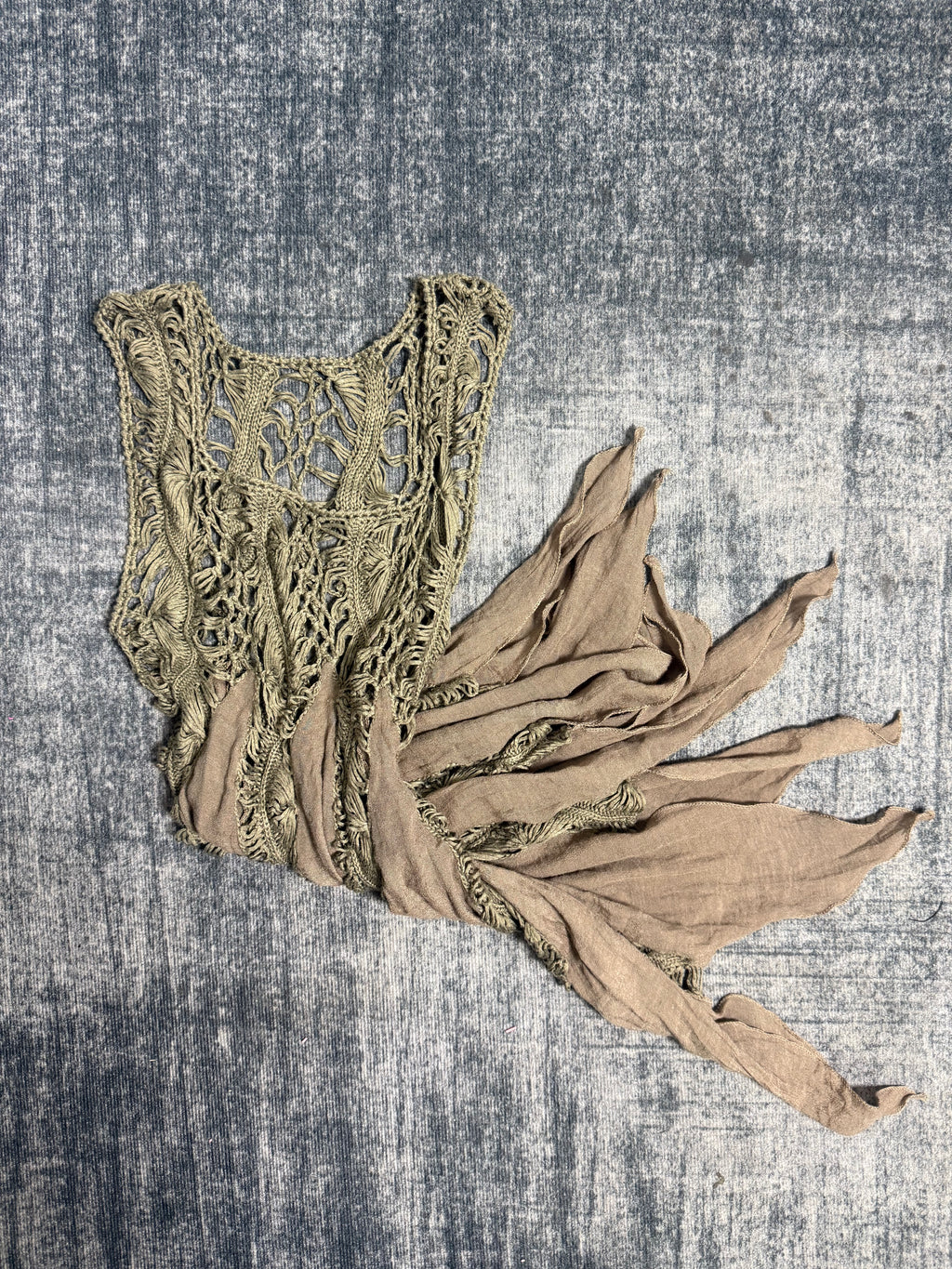 B2V-CHU XXX TANK TOP༒