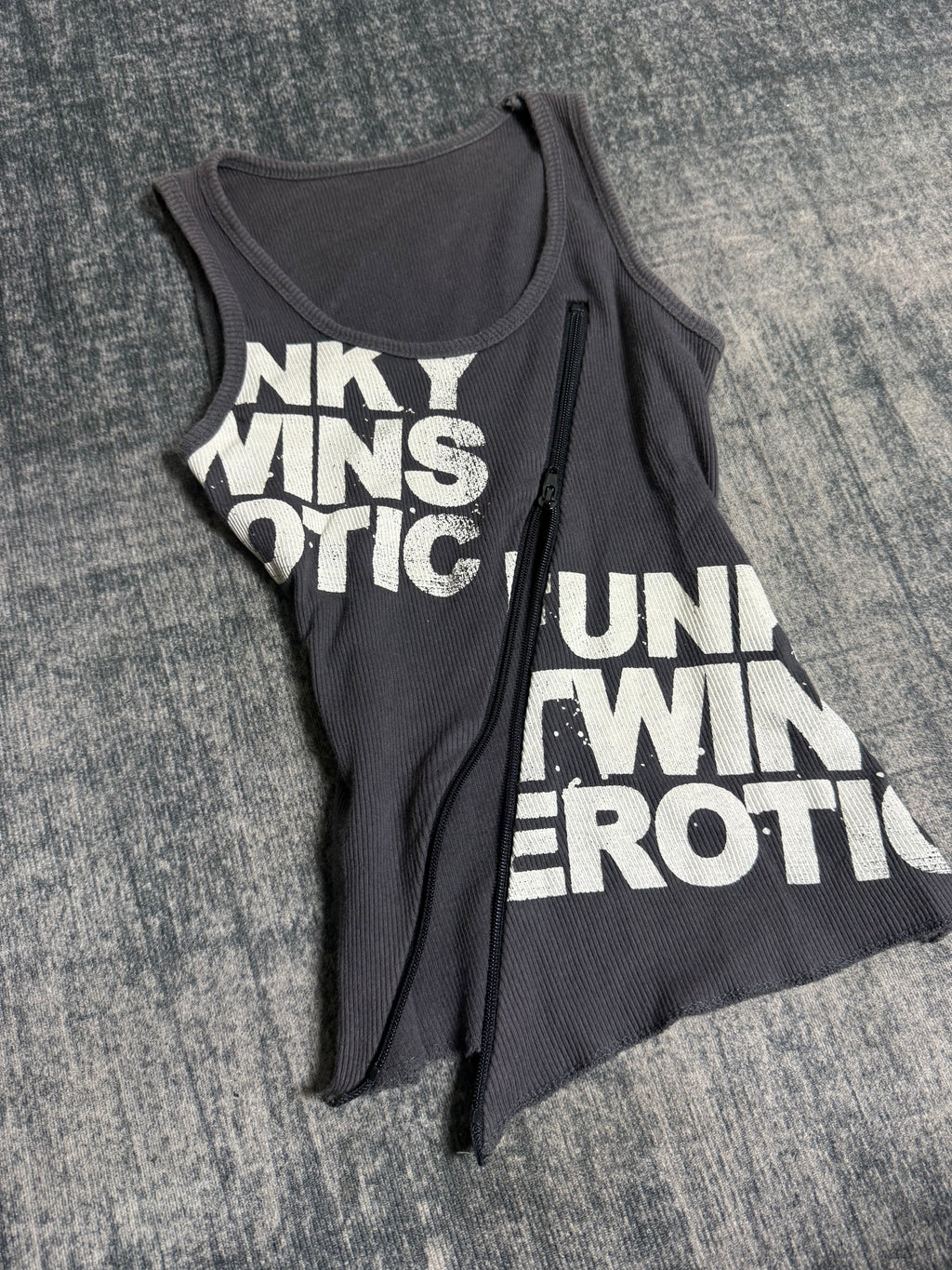 B2V-ZIP UP TANK TOP ༒