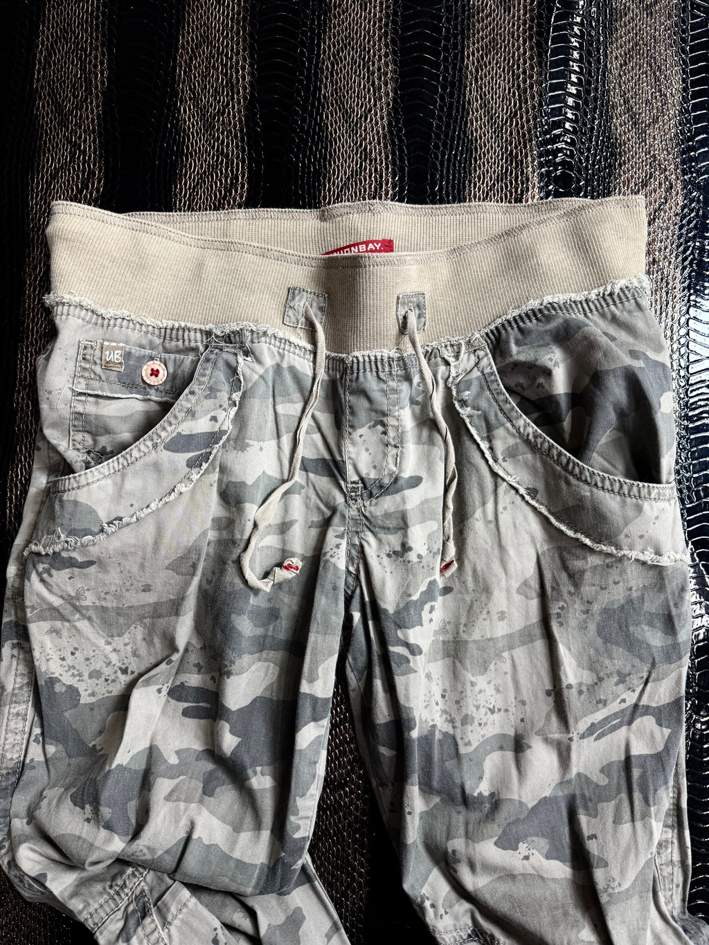 700626BAD2WEAR