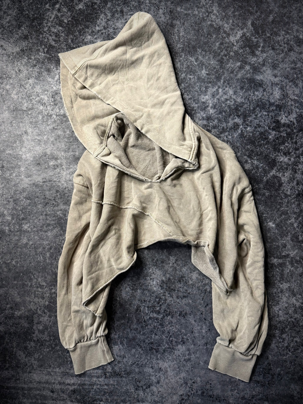590726BAD2WEAR
