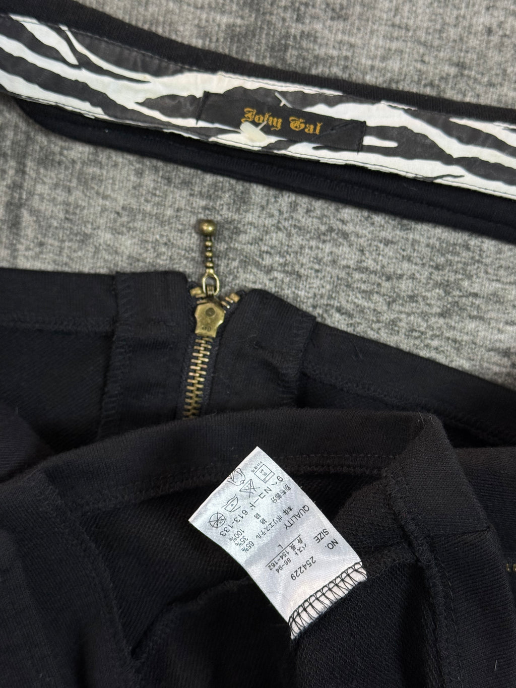 1050826BAD2WEAR