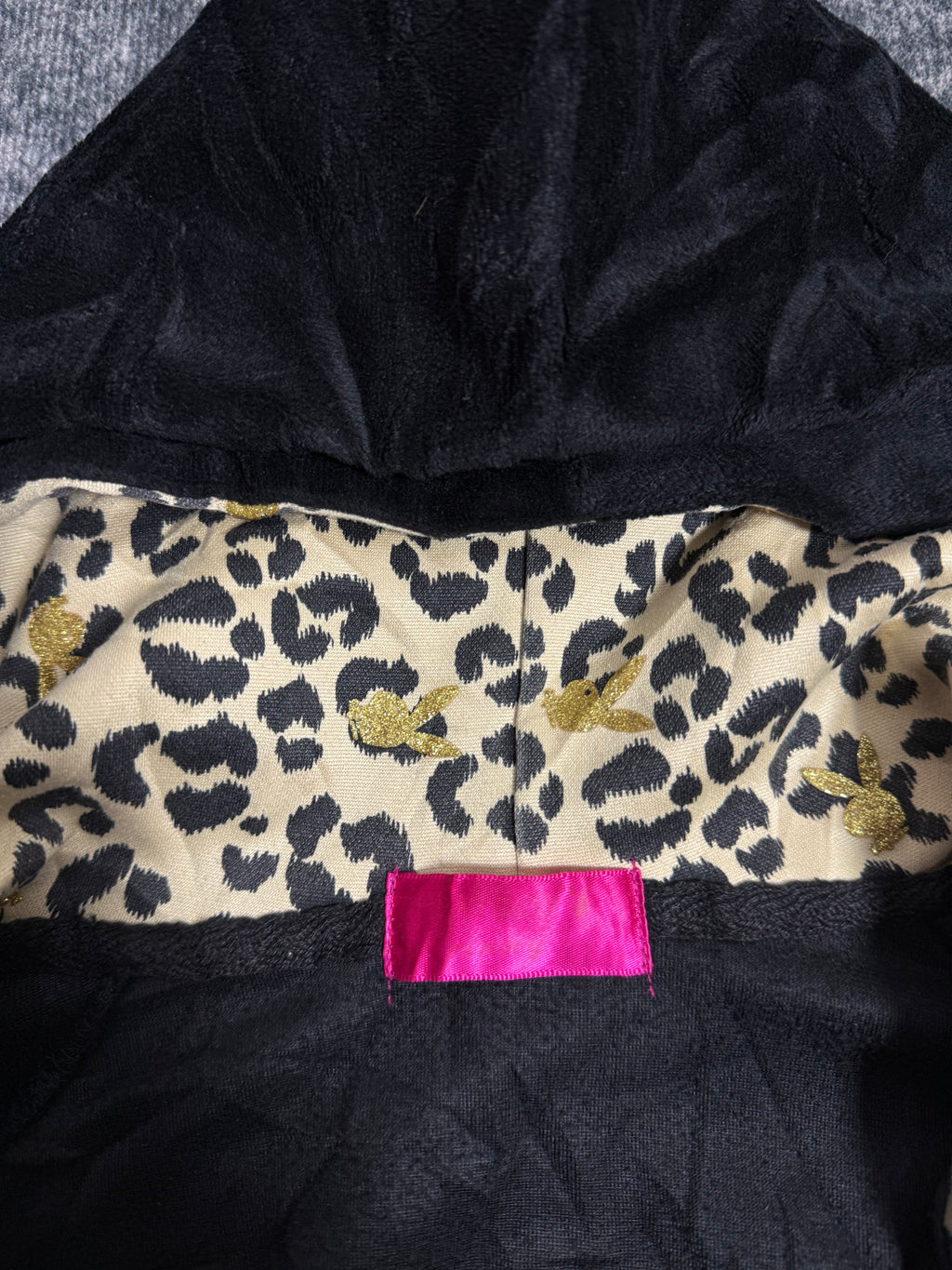 B2V- PLAYBOY HOODIE༒