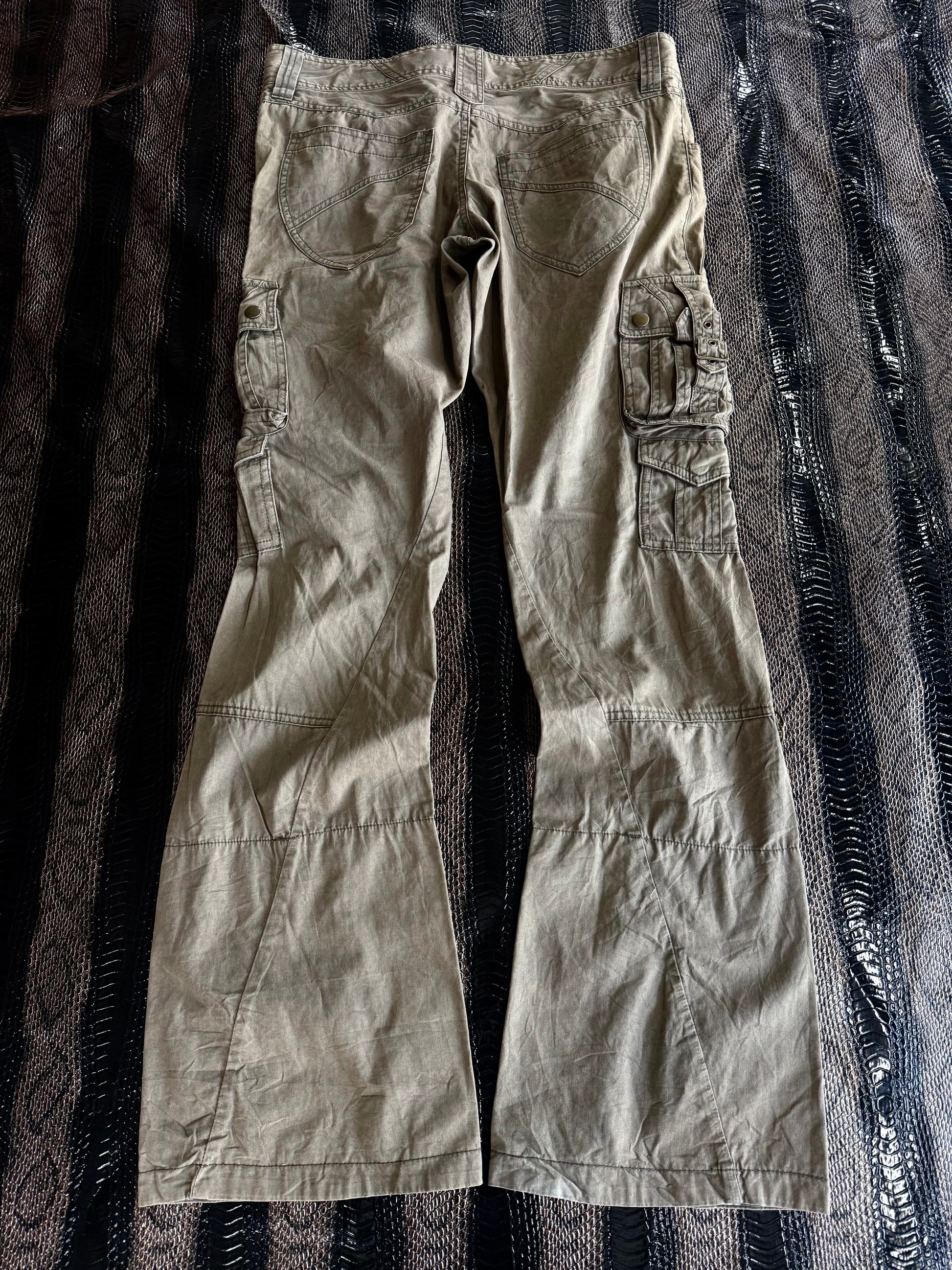 400626BAD2WEAR