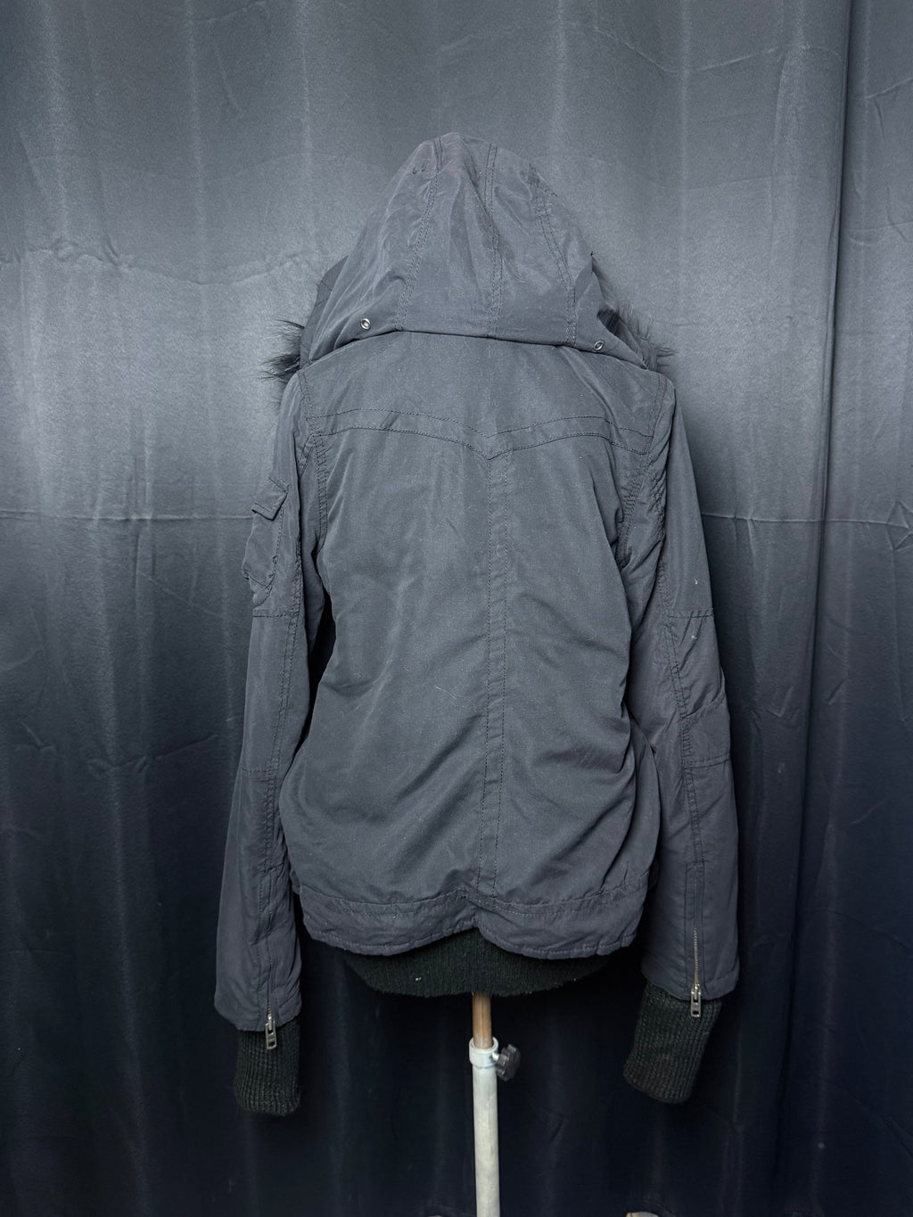B2V- SLY JACKET༒