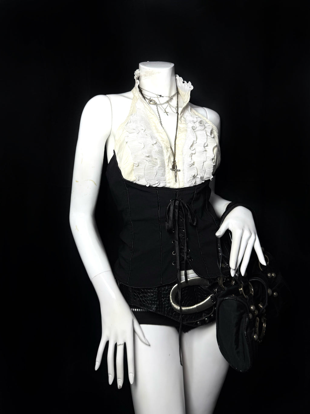 B2V-F'STASTION TANK TOP༒