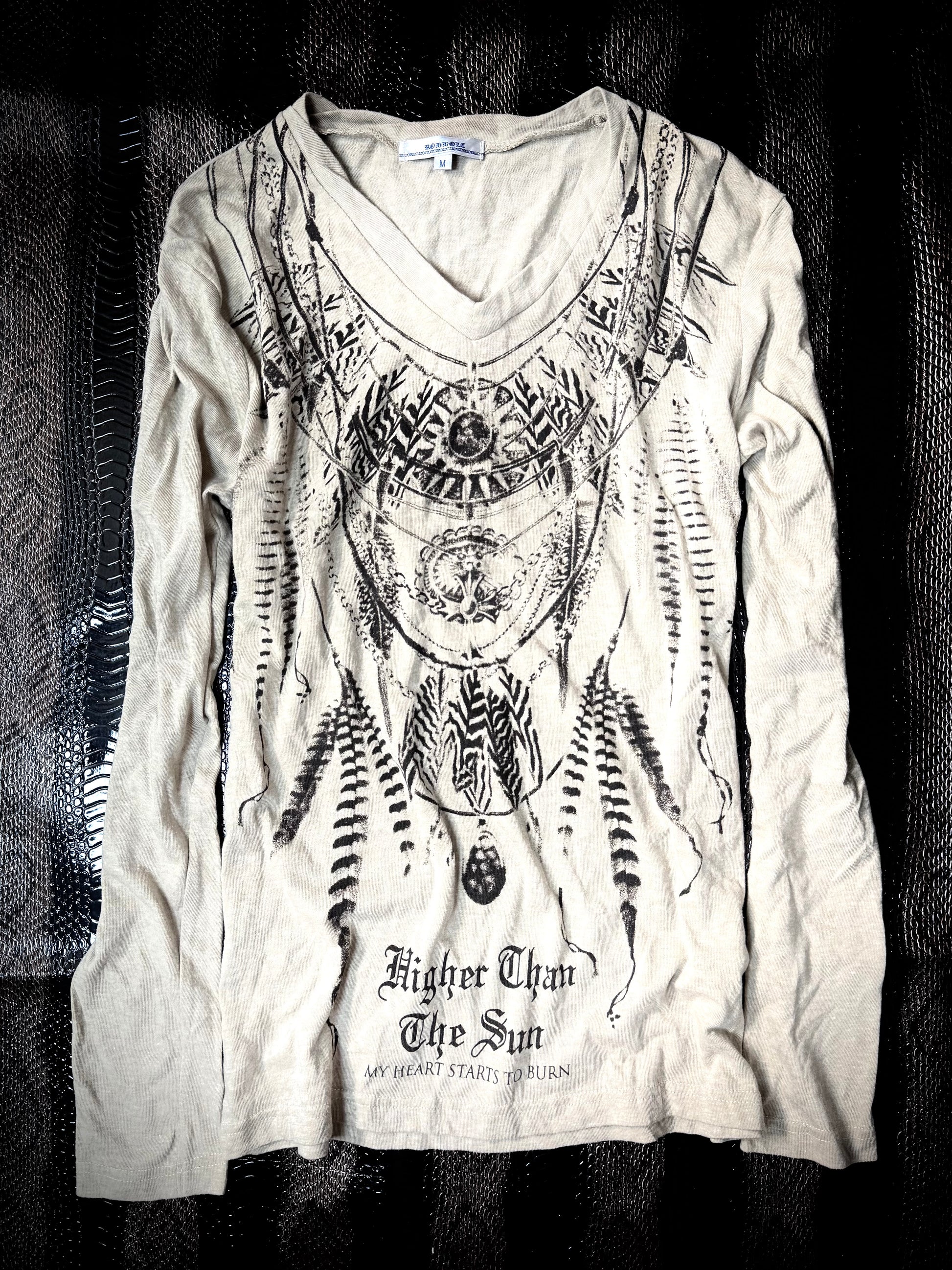 B2V GRAPHIC T05 ༒