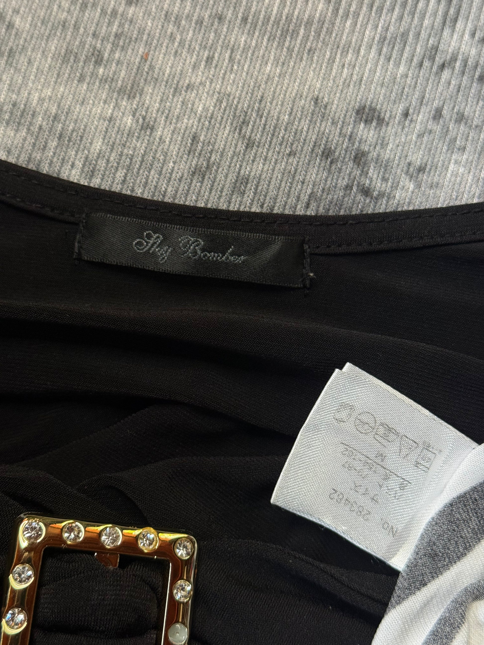 520726BAD2WEAR