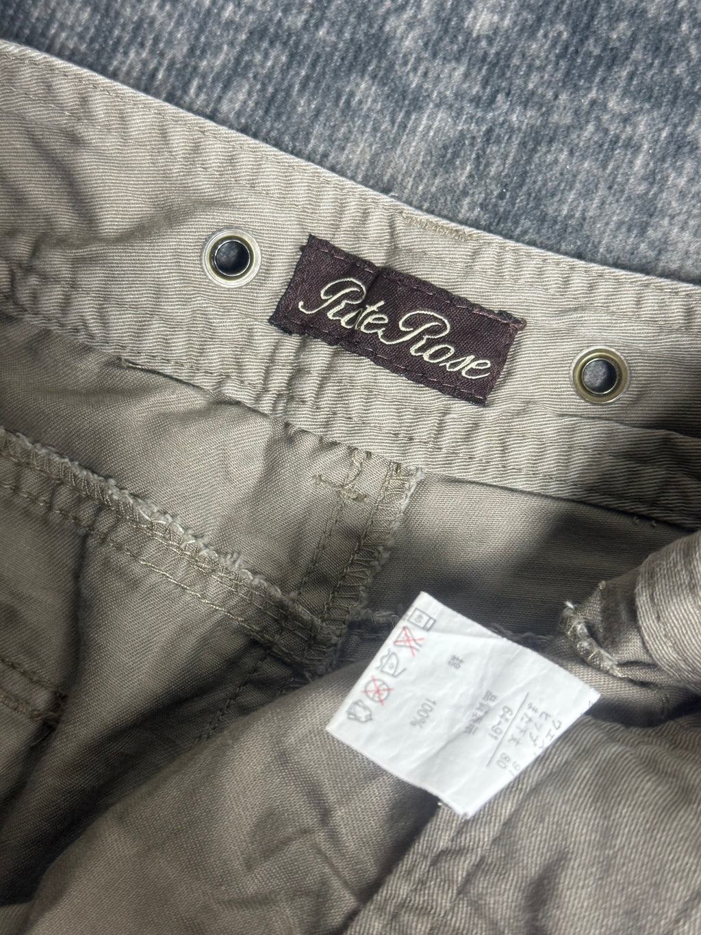 B2V- ROTE ROSE CARGO༒