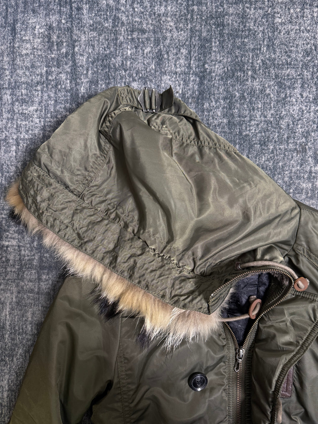 B2V- GOSTAR DE FUGA JACKET༒